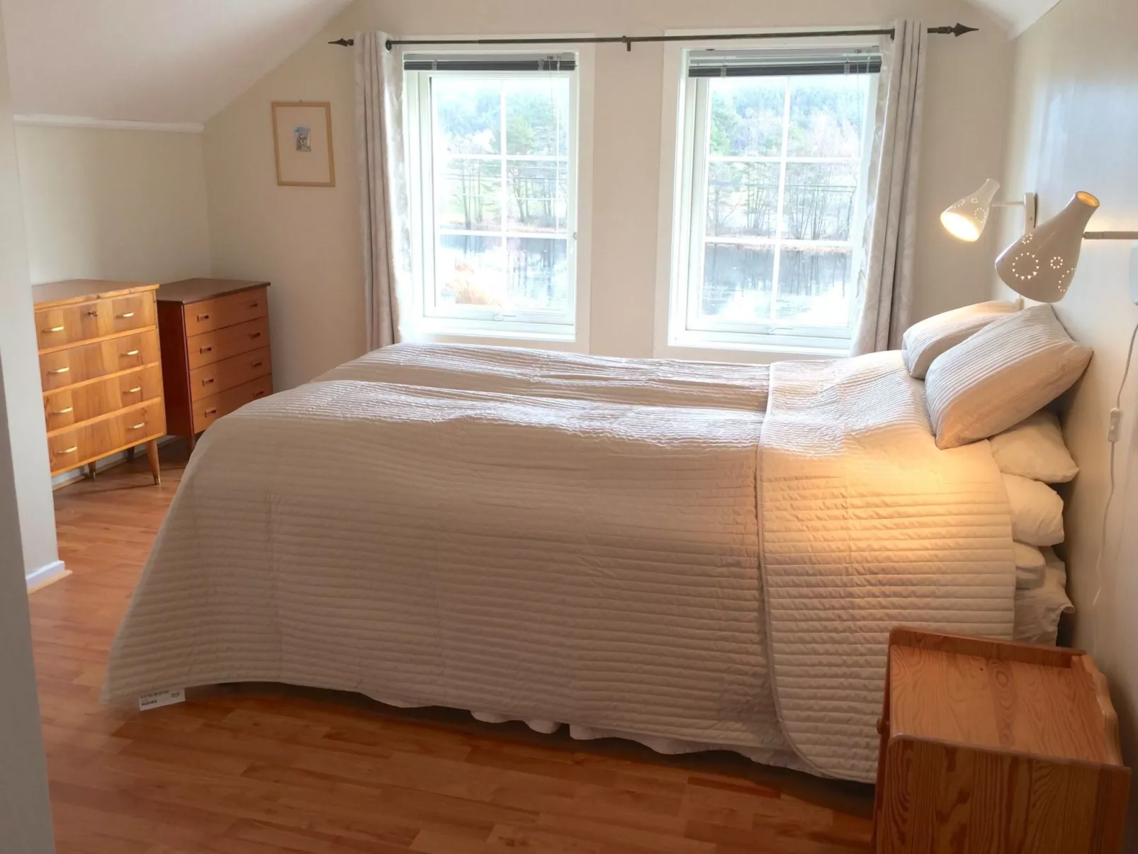 Mit Blick auf das Wasser-Binnen