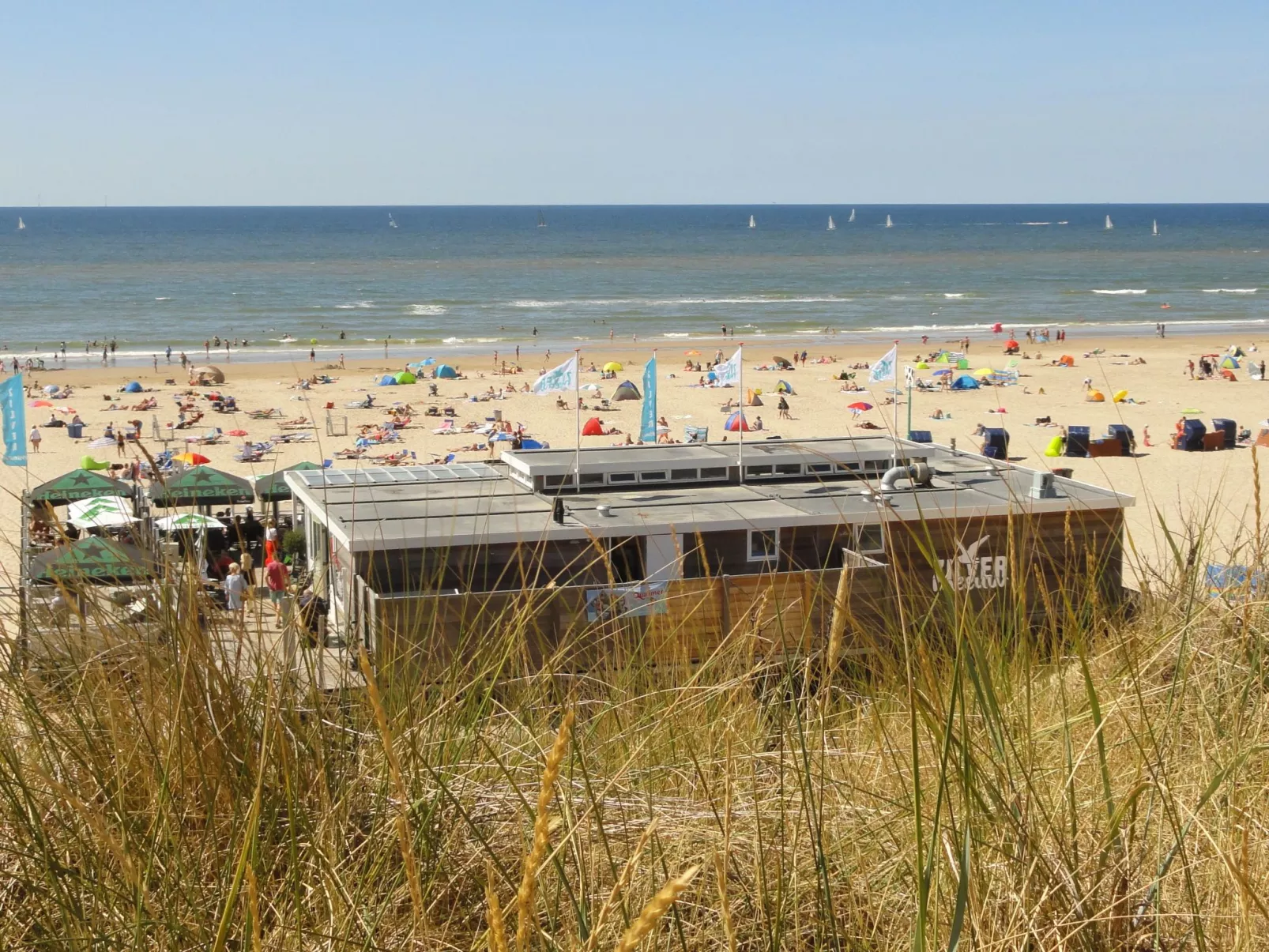 Sommerhaus in ruhiger Lage mit privatem Garten und Terrasse-Buiten