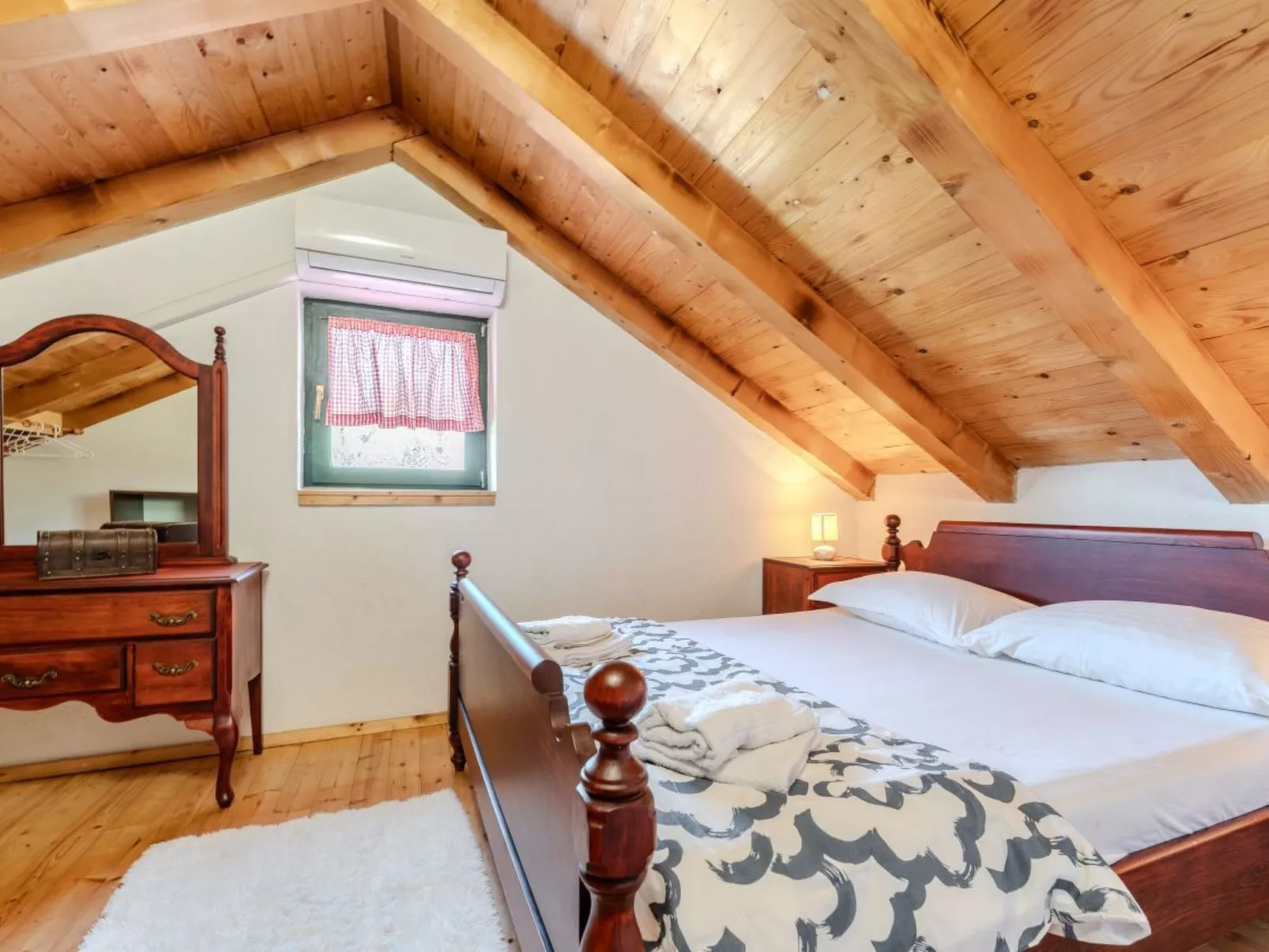 Orhideja - Agentur TA Leut-Binnen