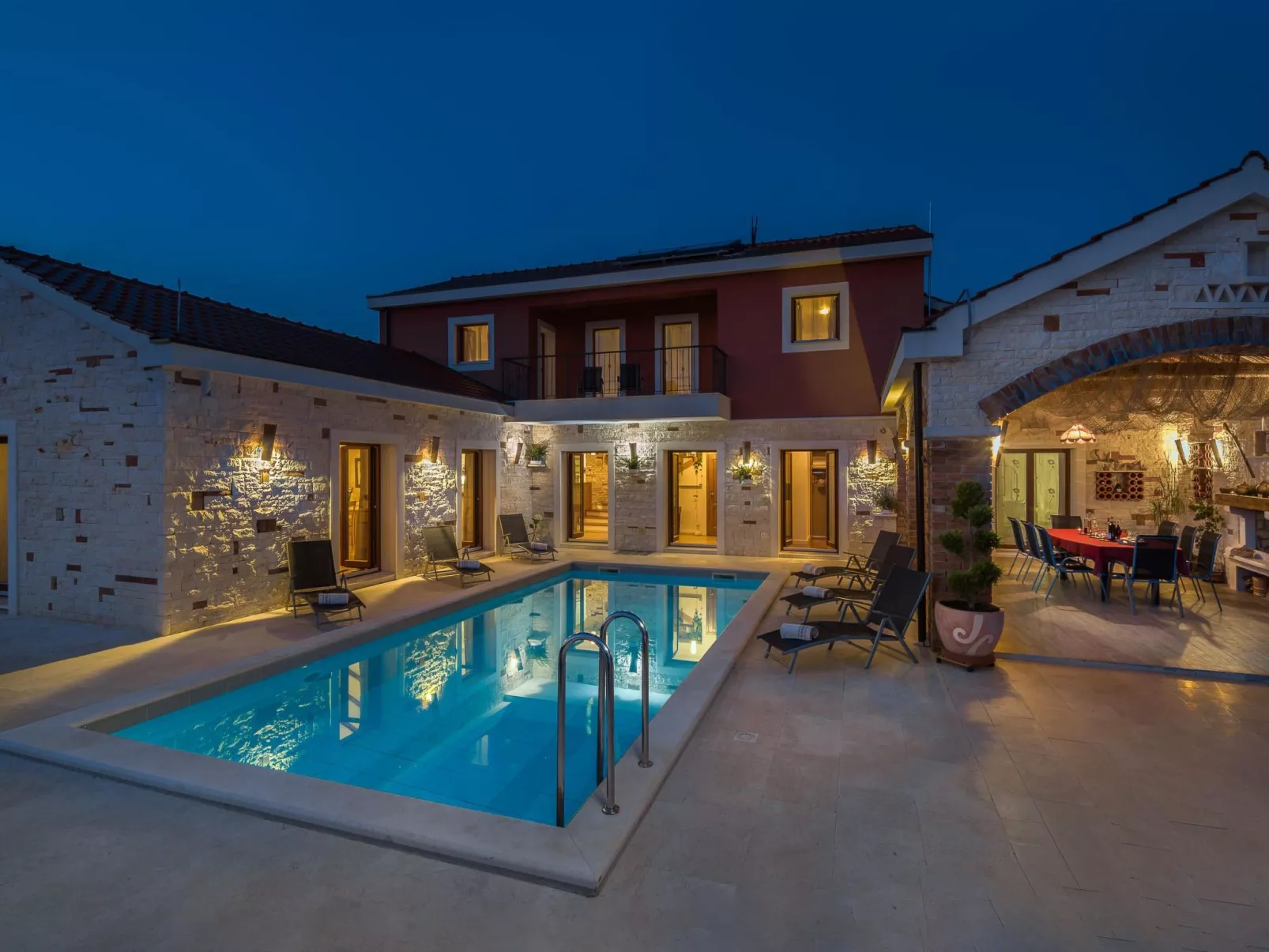 Villa Mittelmeer Paradies-Buiten