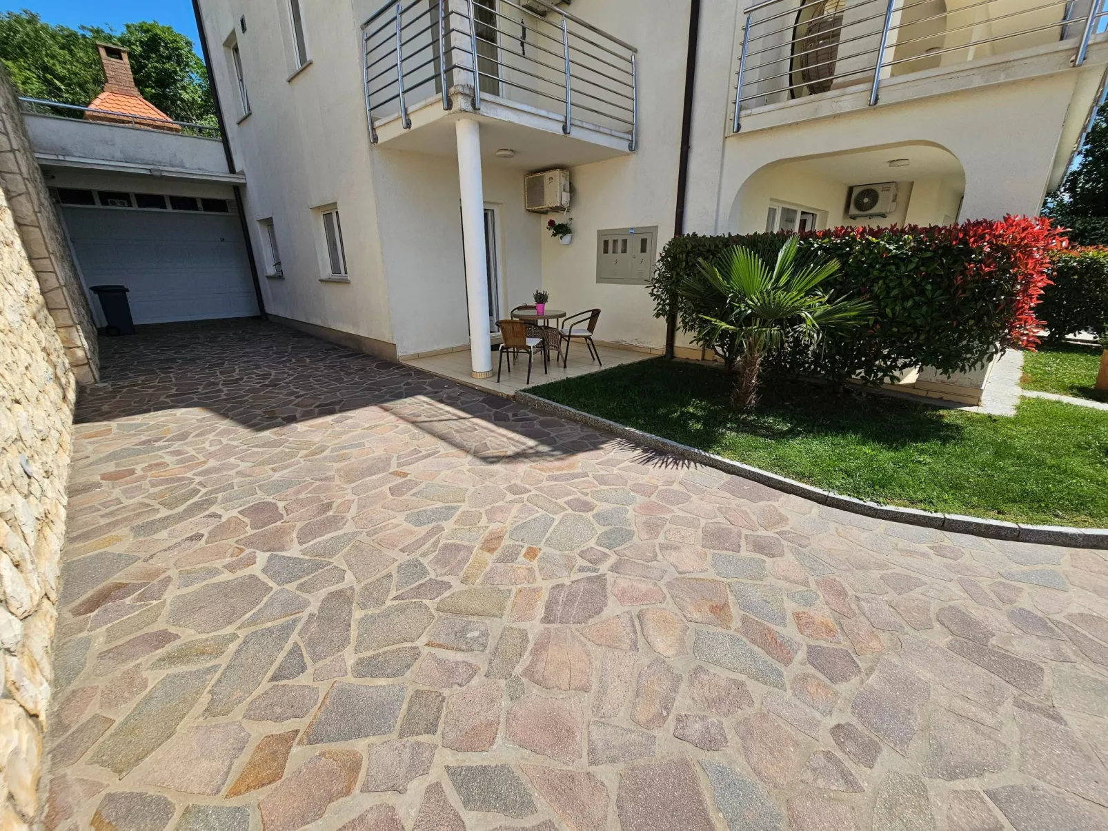 Wohnung für 3 Personen mit Terrasse-Buiten