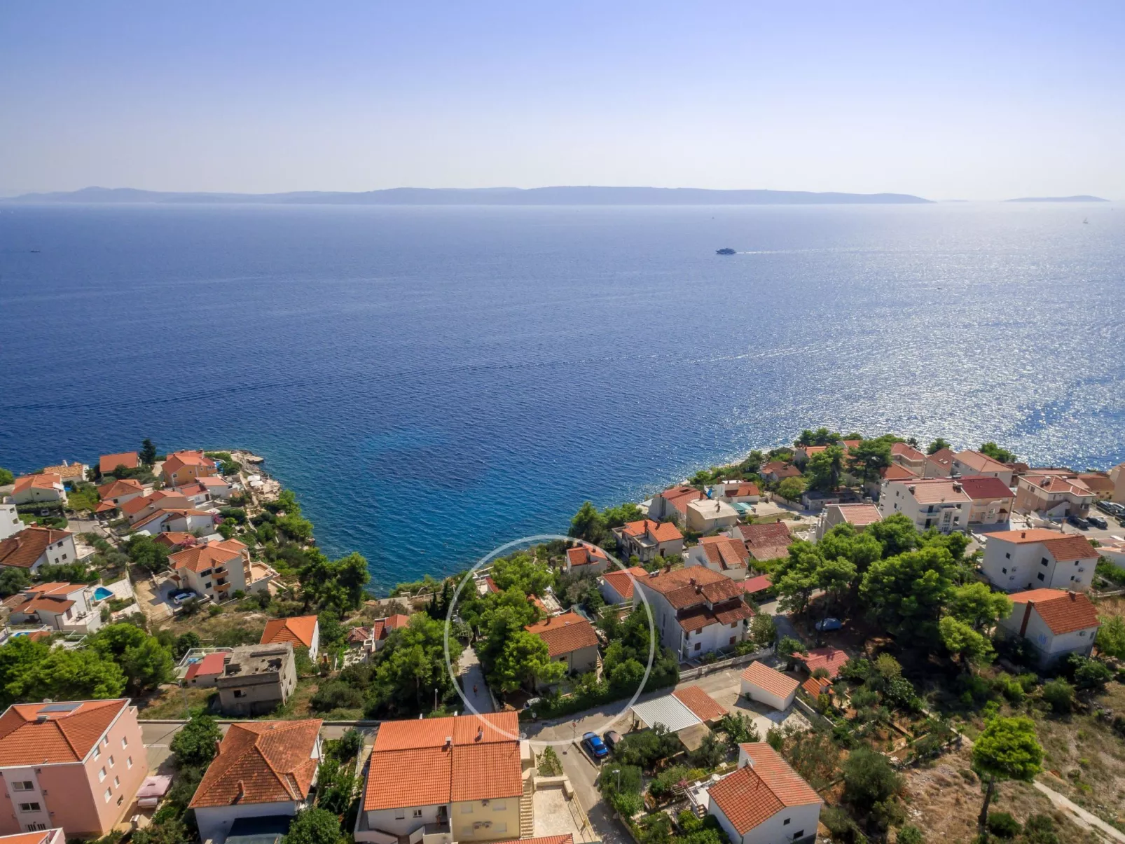 "Barbara" mit Blick auf das Wasser - Buiten