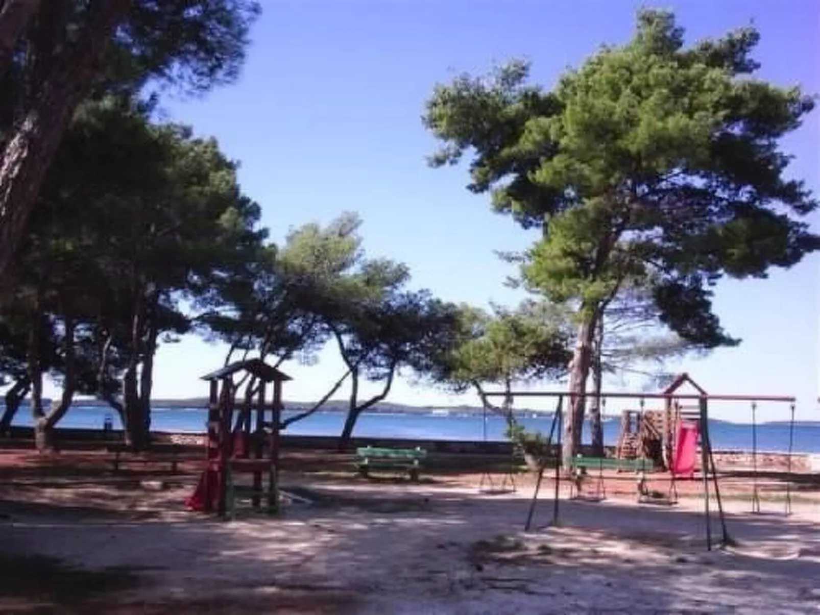 Wohnung in Fazana mit Garten, Grill und Terrasse-Buiten