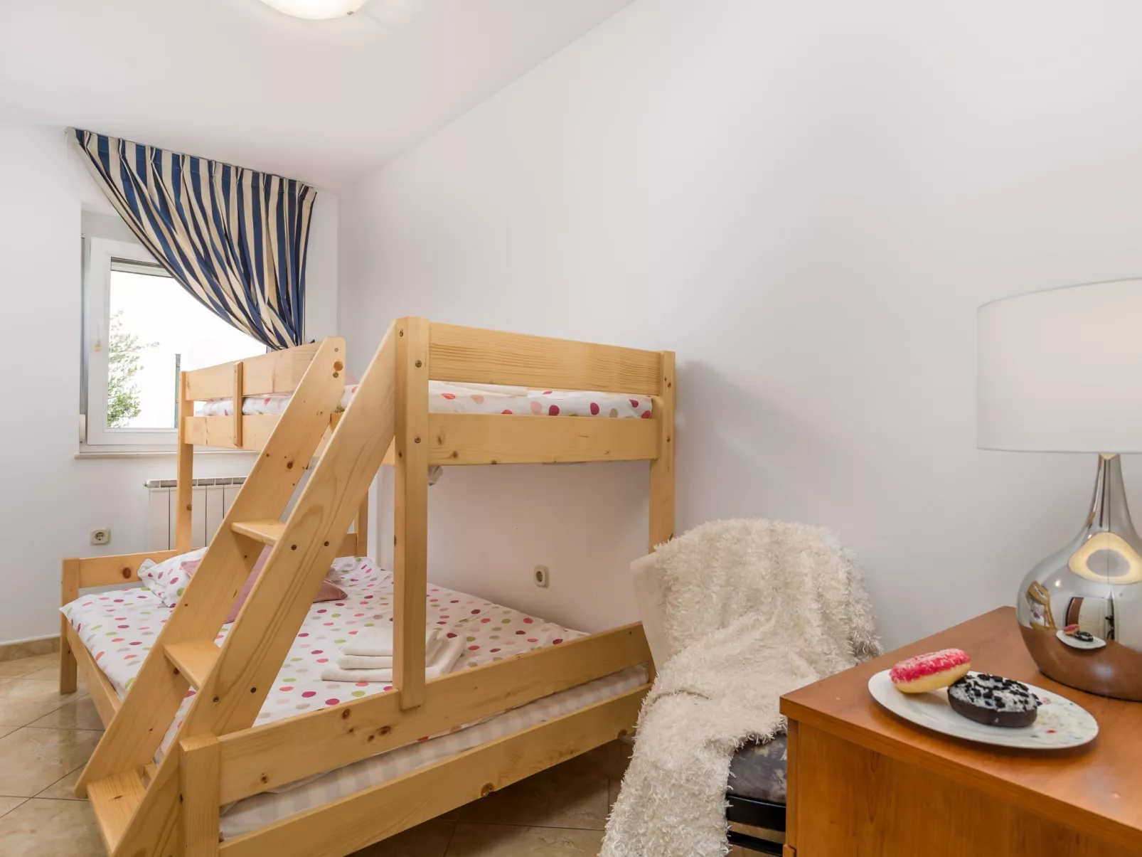 Wohnung Nr. 4 mit atemberaubendem Meerblick-Binnen