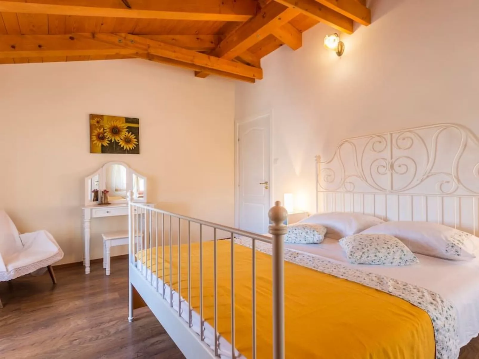 Modernes Ferienhaus in Vadreš mit Privatem Pool-Binnen