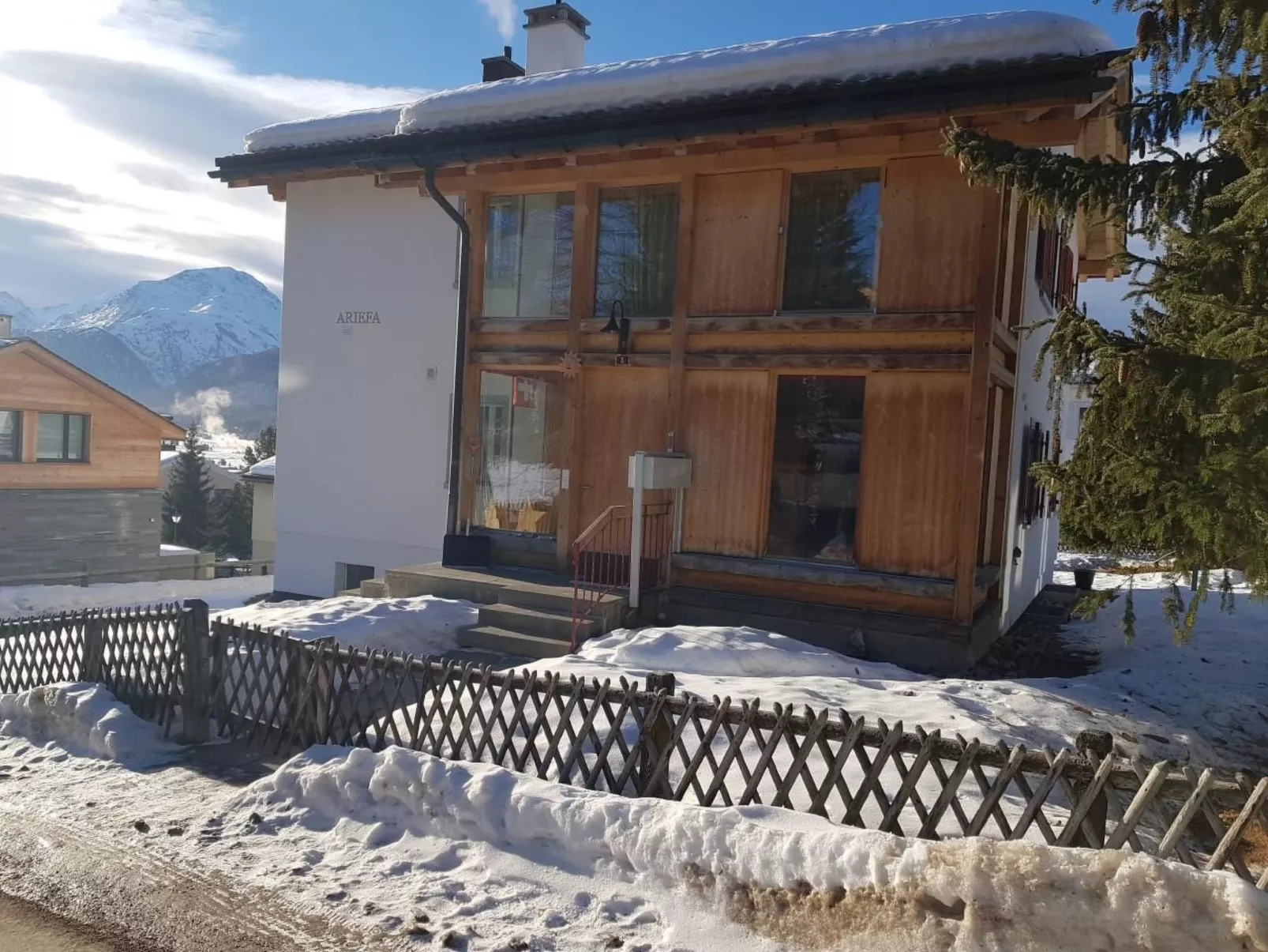 Ariefa-Image-tags.info