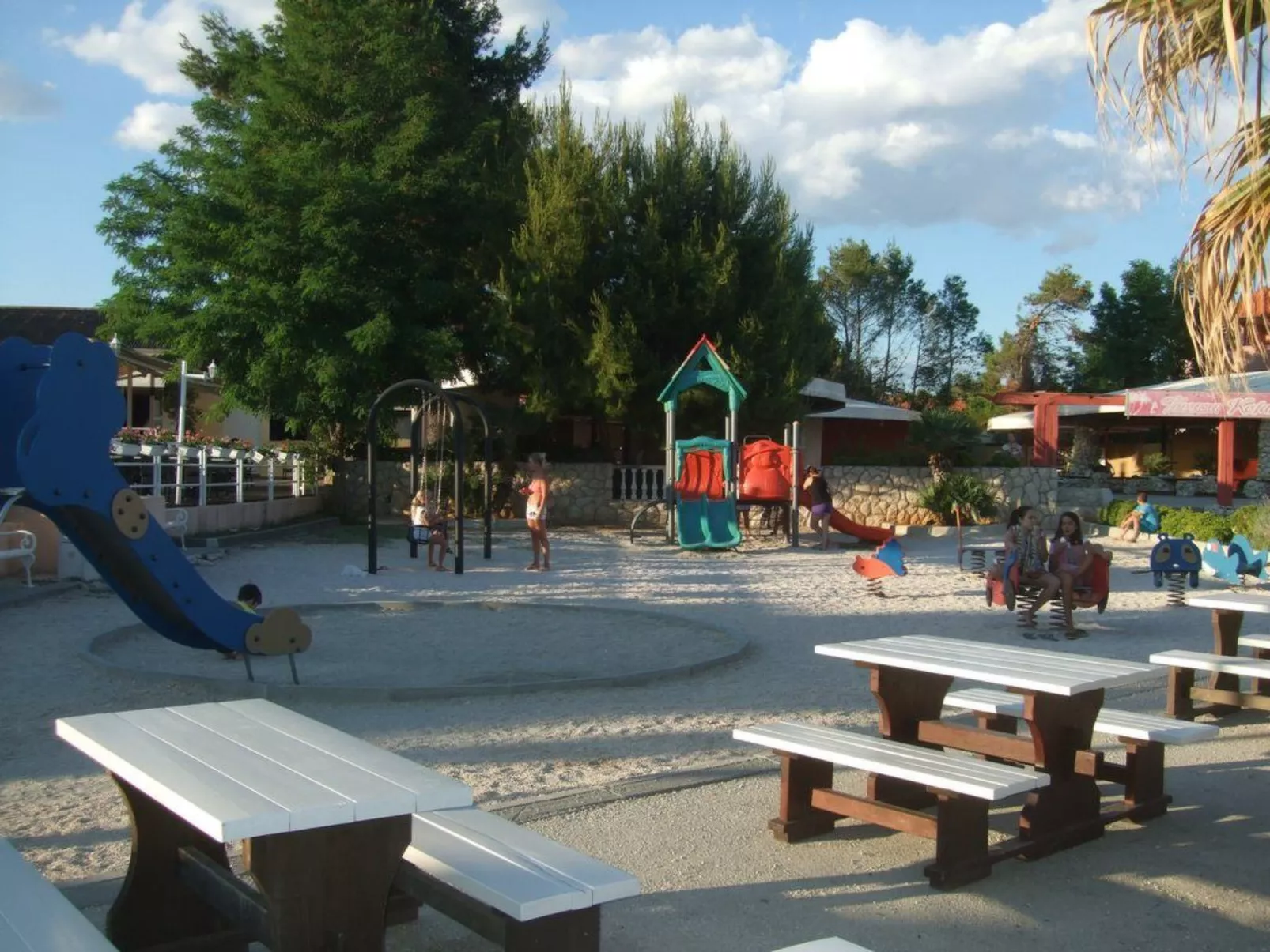 Casa Helena mit Dachterrasse-Buiten