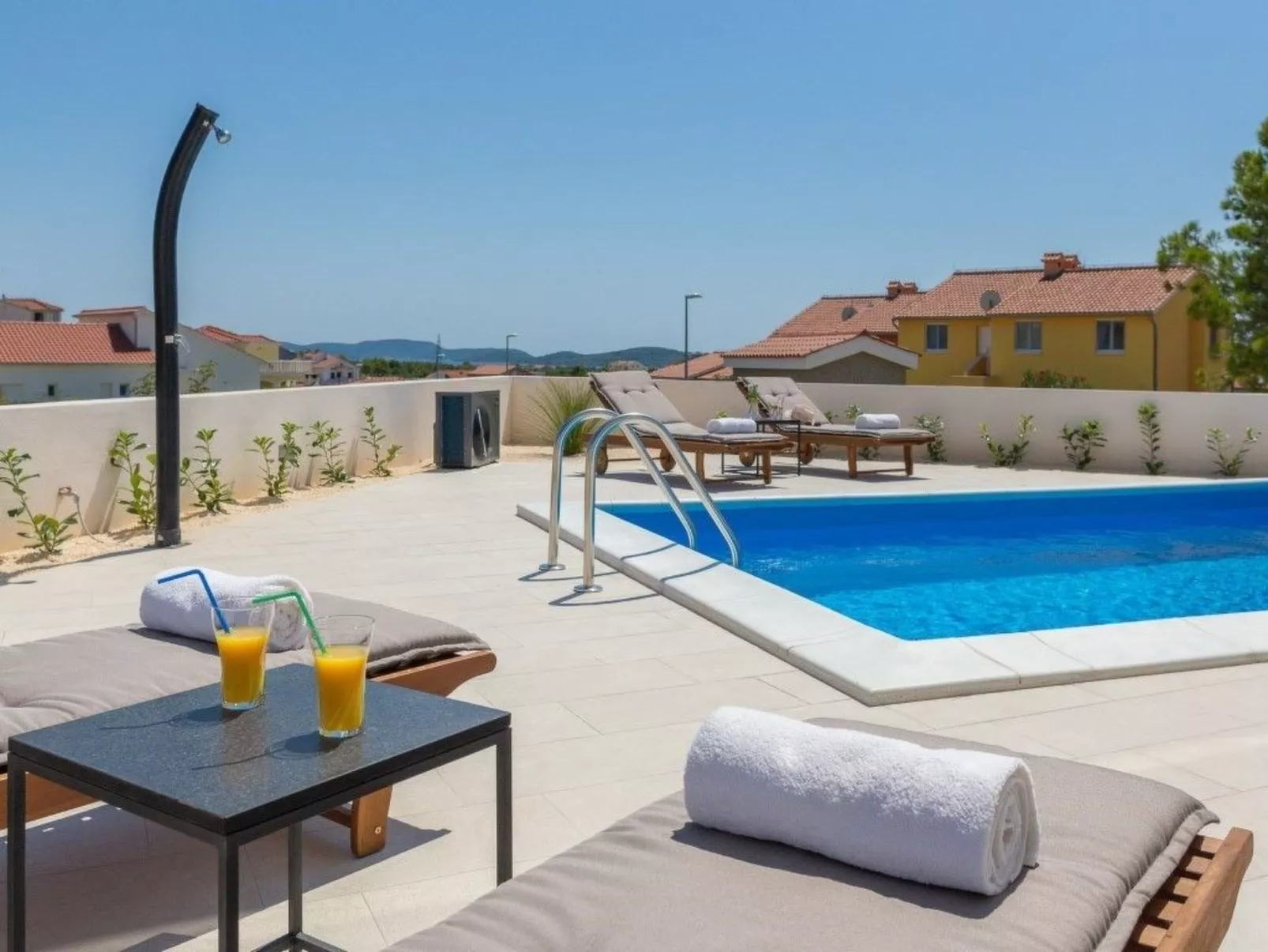 Schöne Villa Bettina in Vodice-Binnen