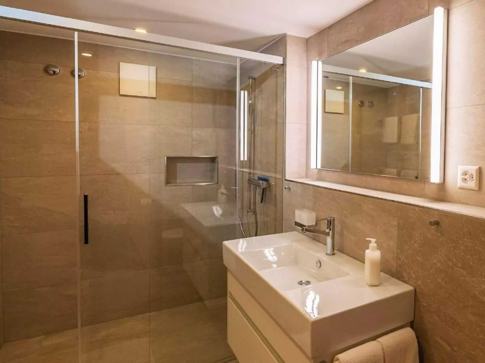 Chalet Raufthubel-Binnen