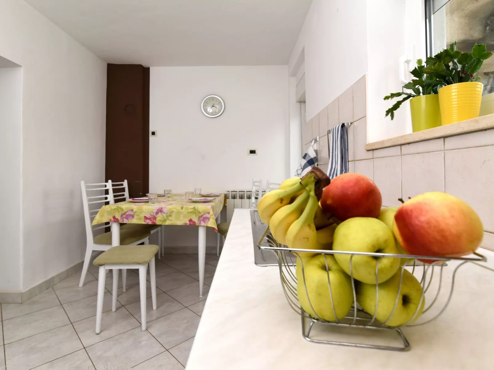 Wohnung mit Terrasse-Binnen