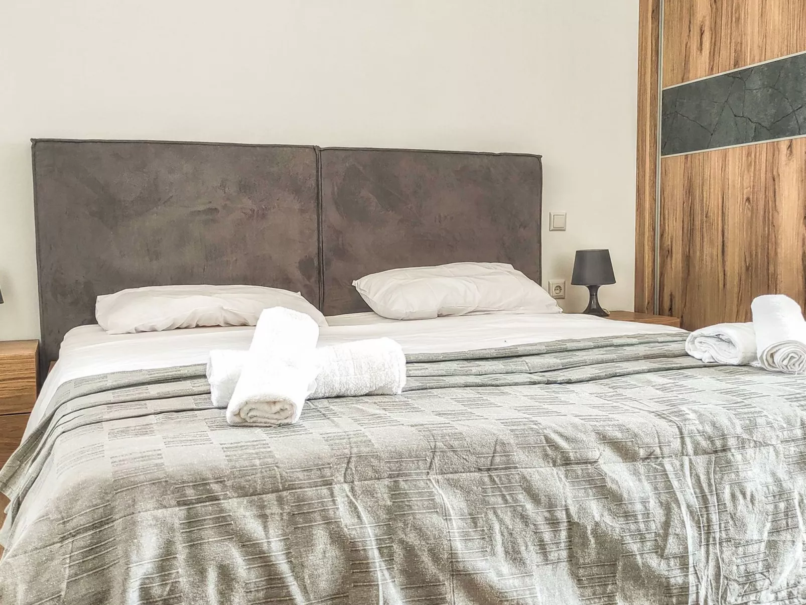 Meteora's Secret Garden House#1-Image-tags.info