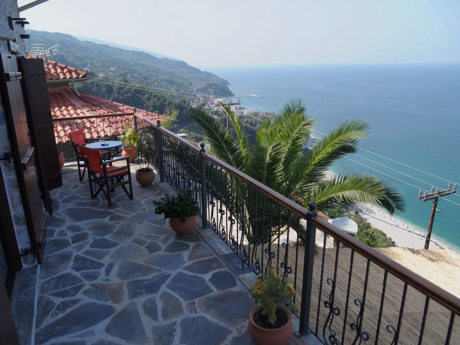 Villa im Grünen-Buiten