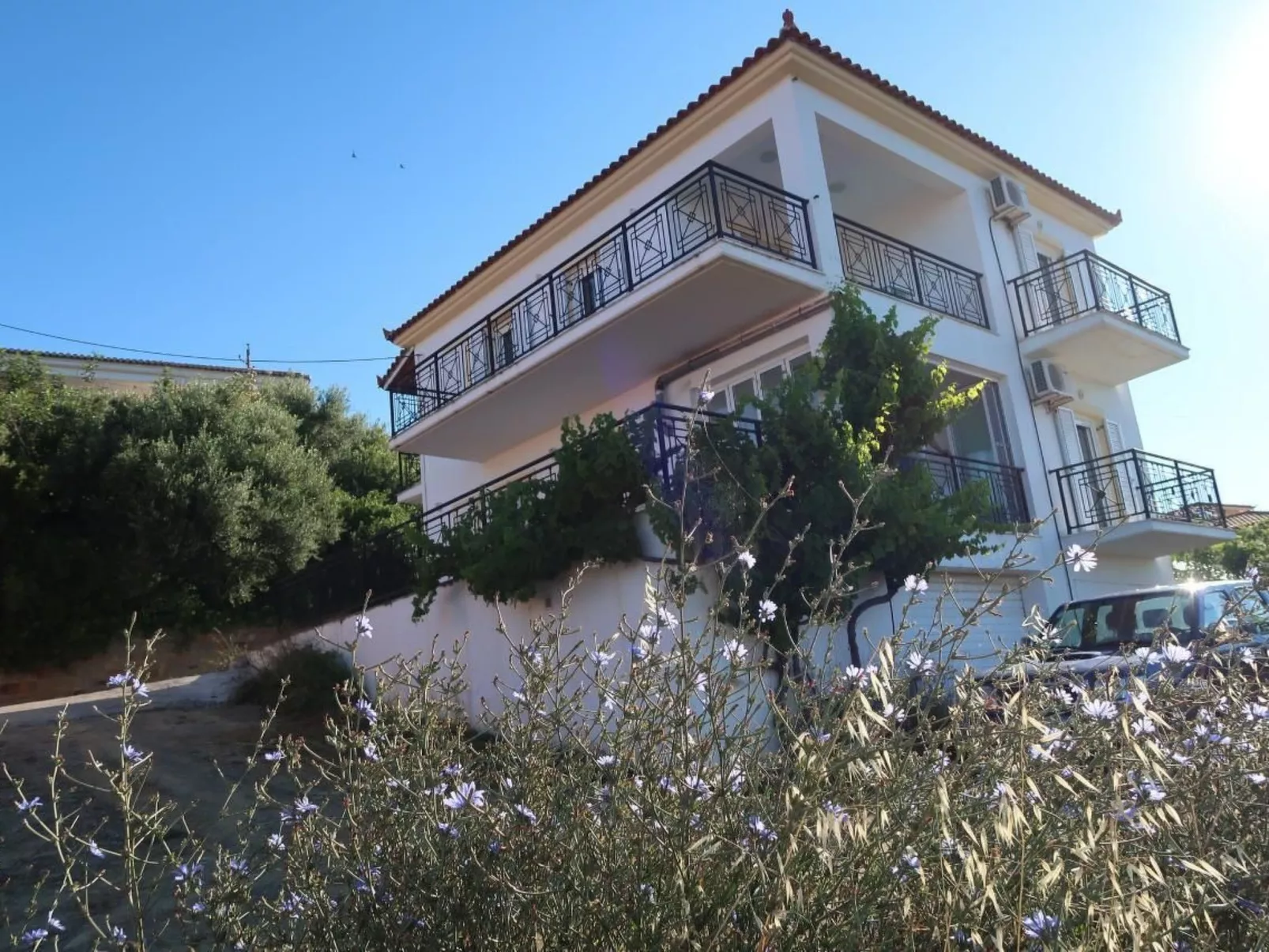 Mit Blick auf das Wasser-Buiten