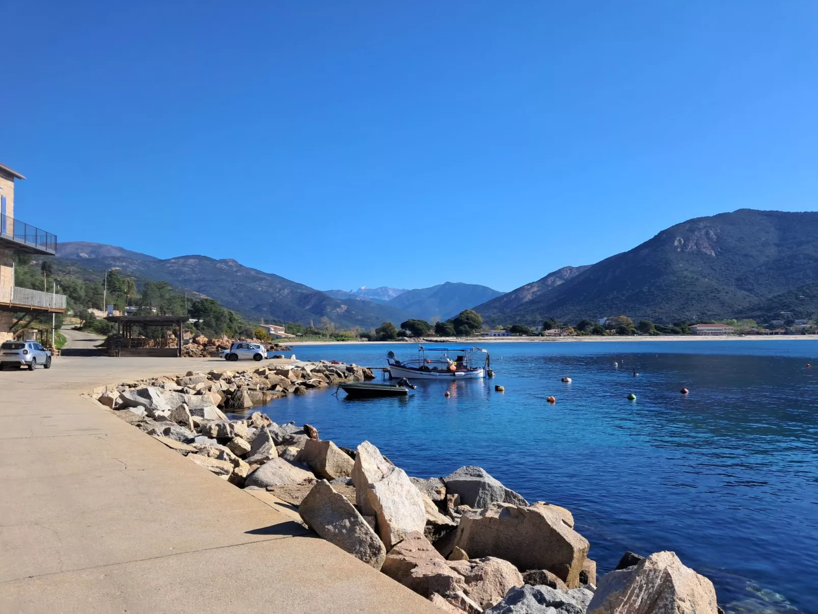 "Casa zinu" mit Blick aufs Meer - Buiten