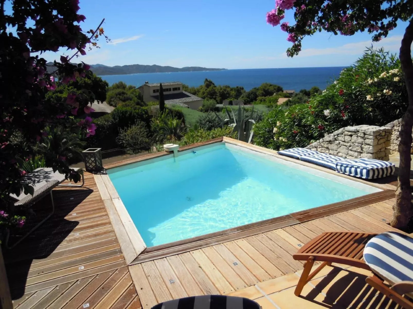 Pont de bateau, Meerblick mit privatem Pool-Binnen