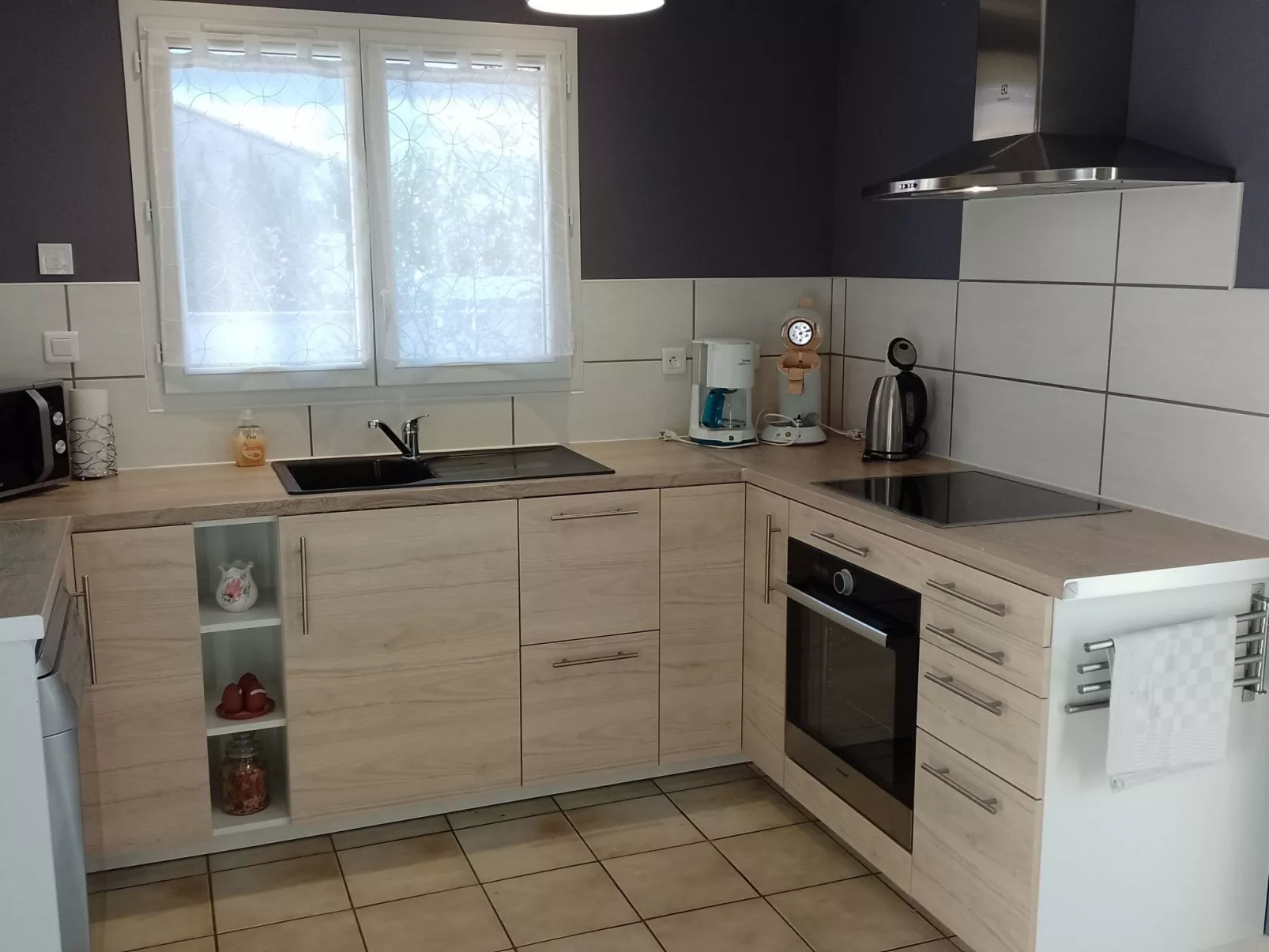 Inmitten der Weinberge Lucinkas-Image-tags.info