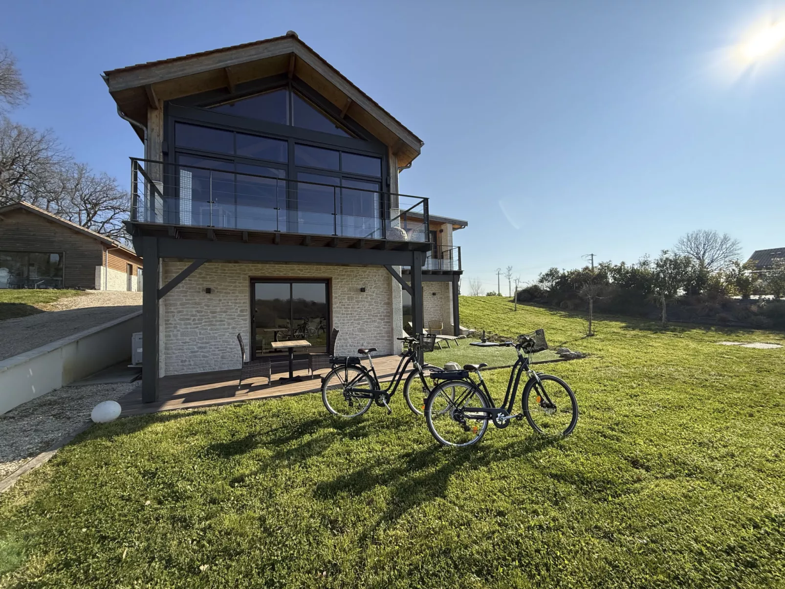 Der Anhang Coté cASTAGNE-Buiten