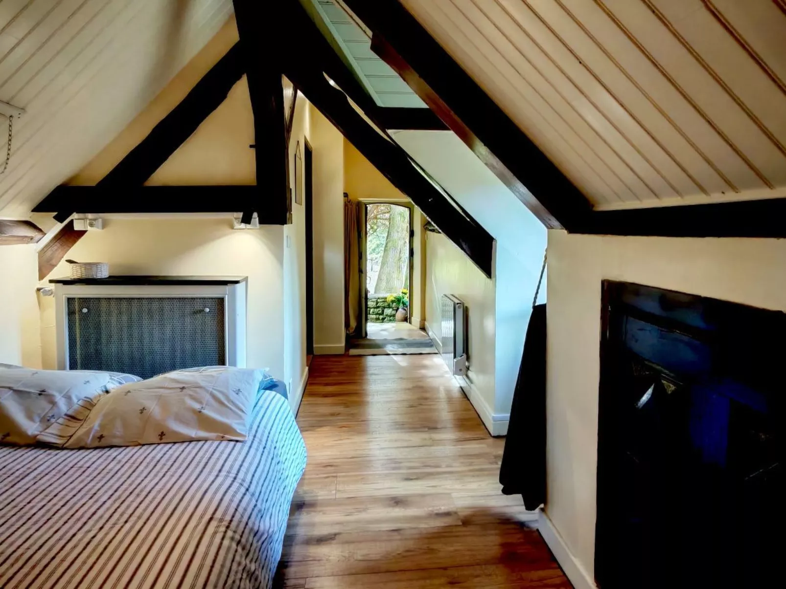 Studio "Vert d'Eau" mit Blick auf das Wasser-Binnen