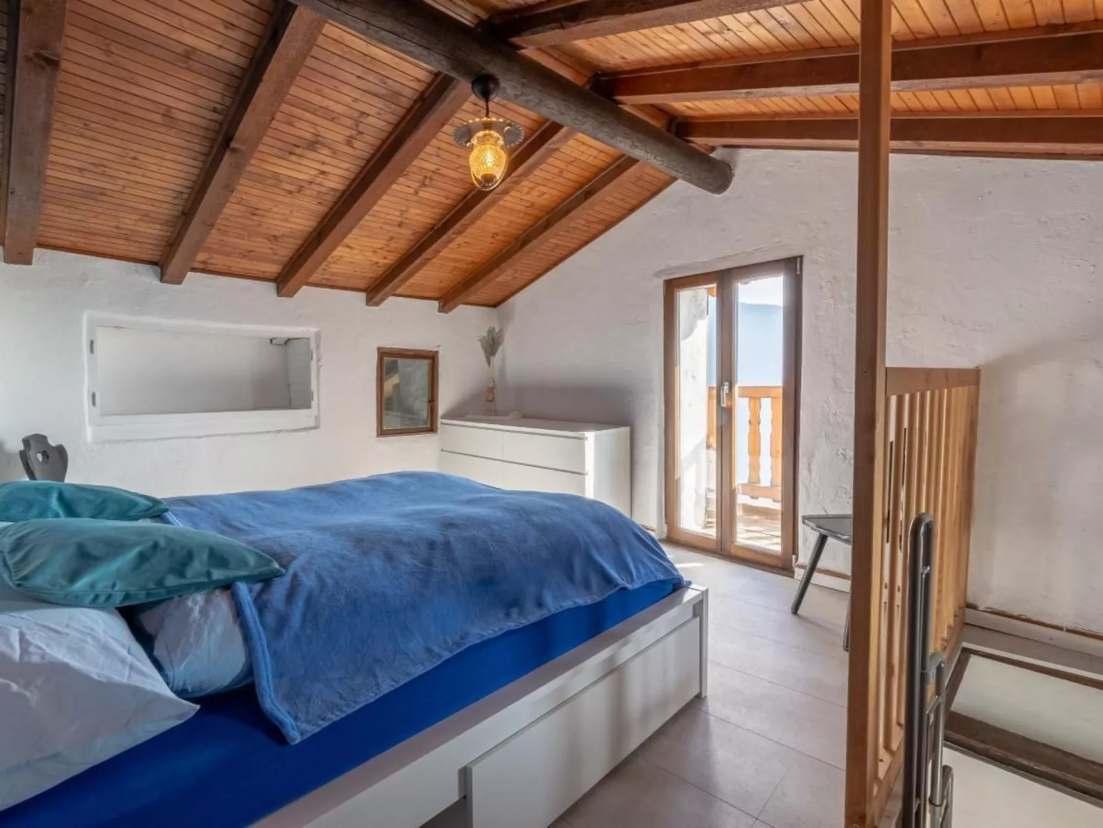 Piccolo amore-Binnen