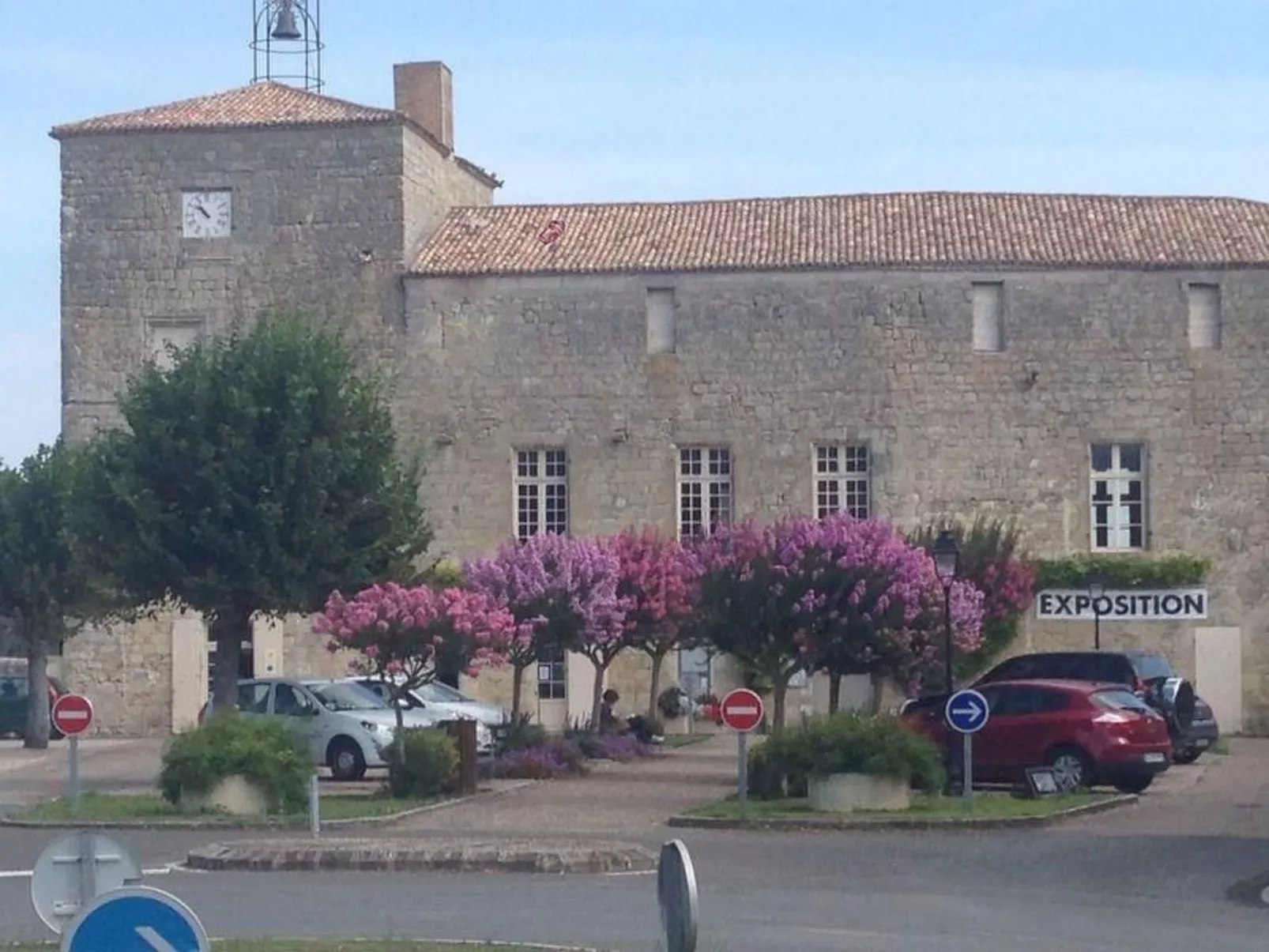 Pujols Petite-Image-tags.info