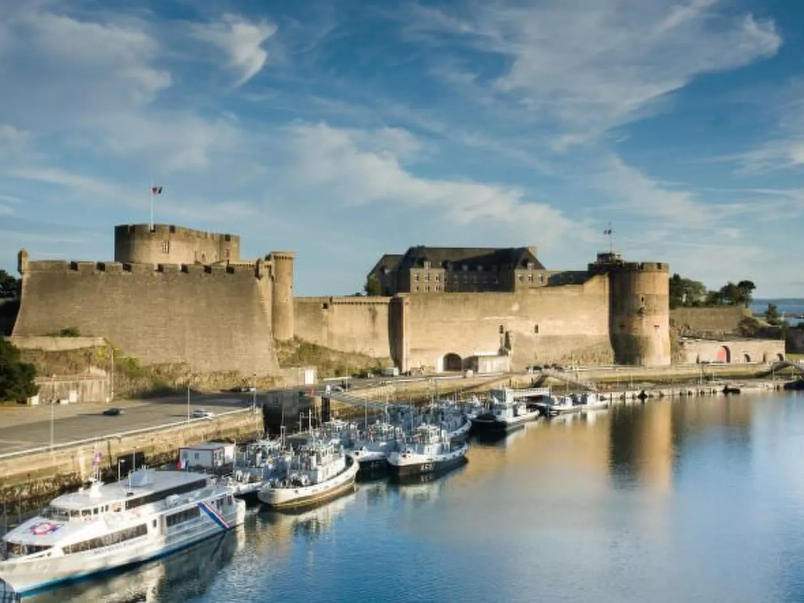 Kleine Wohnung in großem Familienhaus-Buiten