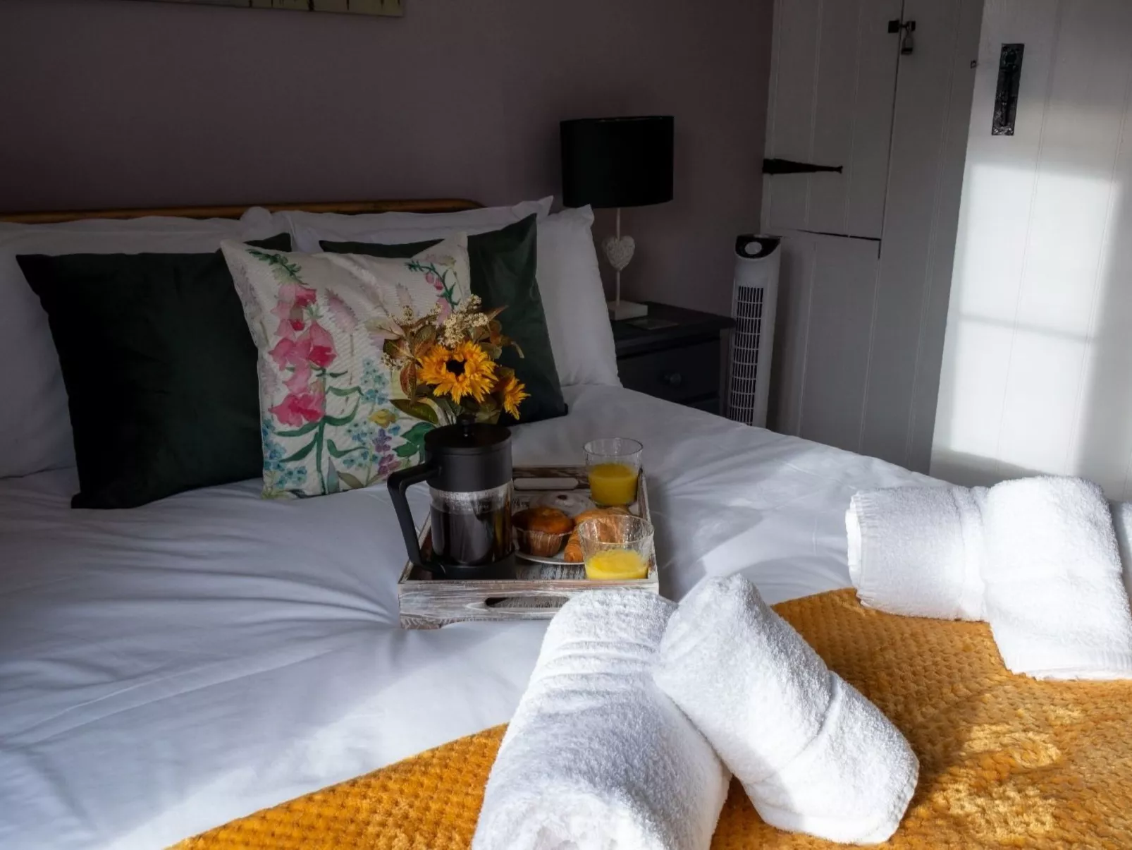 Doverow Cottage-Image-tags.info