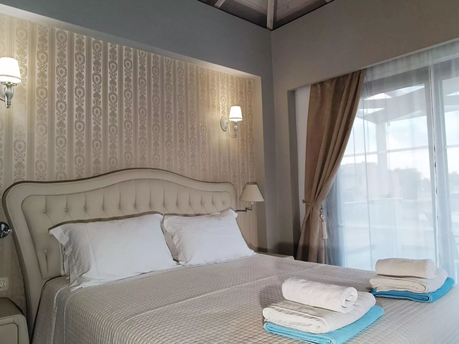 In Mithimna mit Privatem Pool-Binnen