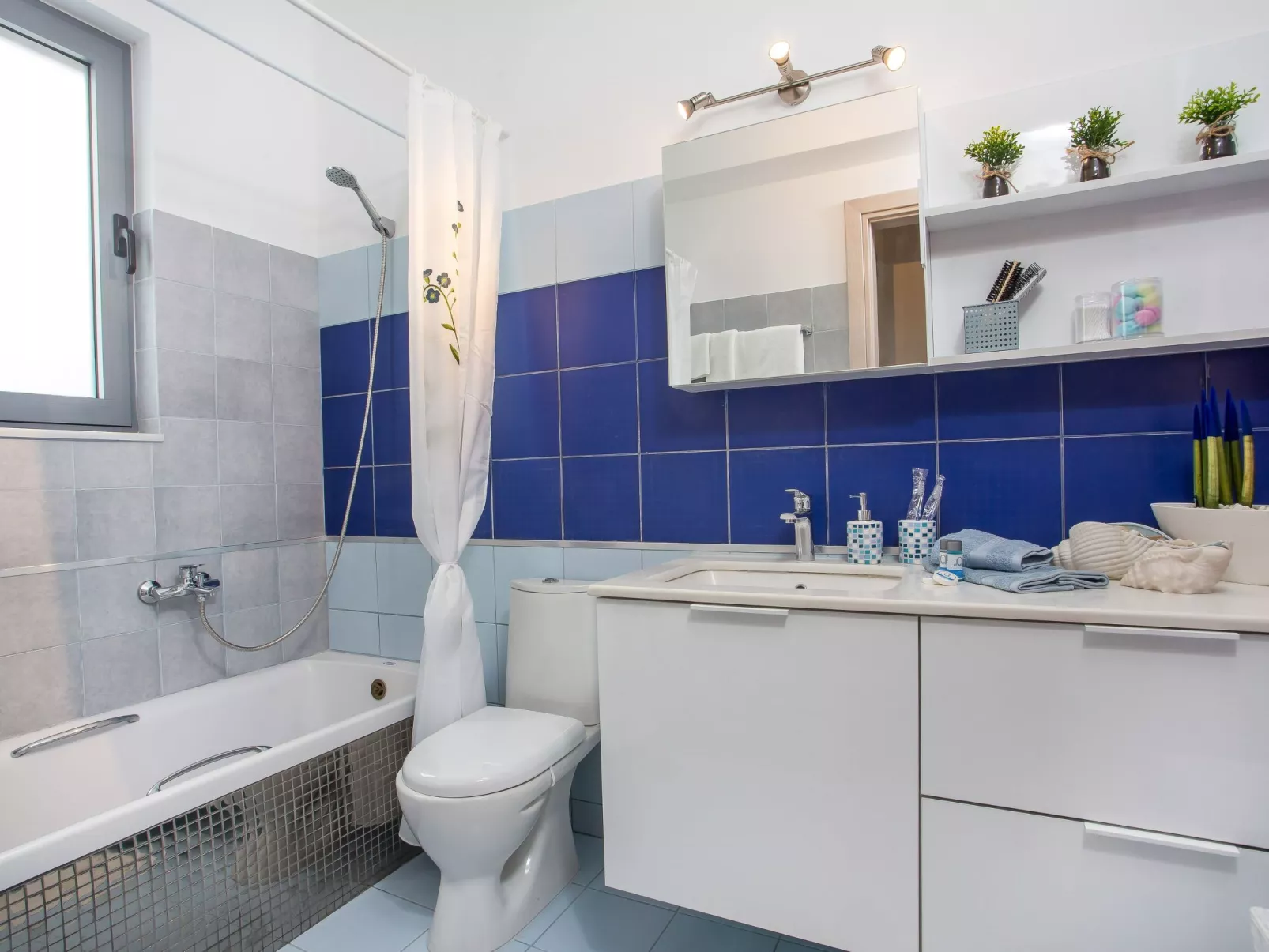 Mit eigenem Garten und Grill-Binnen