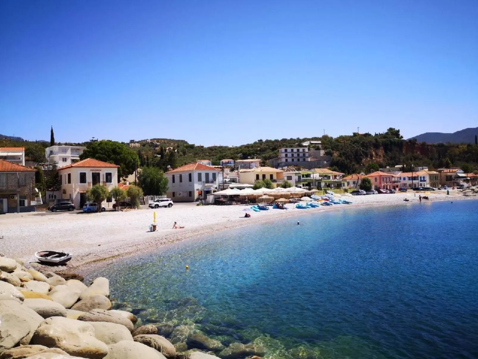 Mit Blick auf das Wasser-Buiten