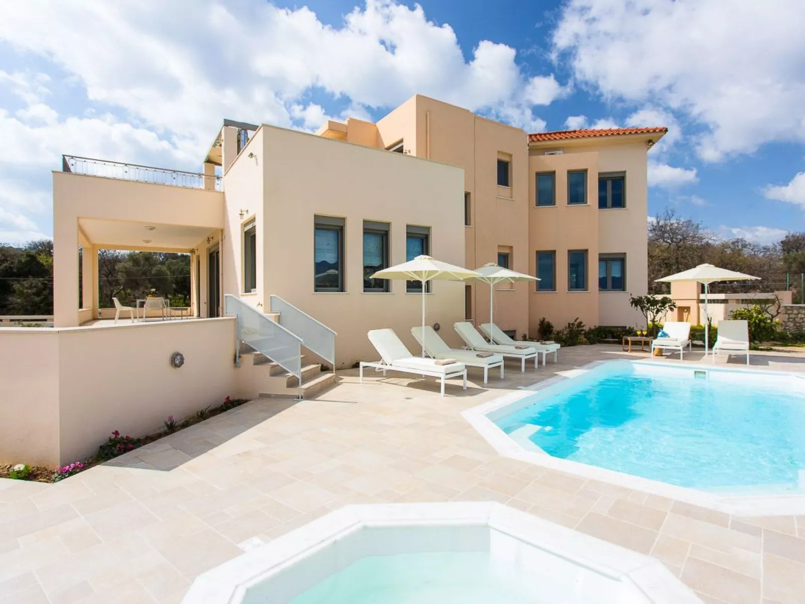 Deluxe Villa Ianthos - Whirlpool im Freien, Kinderpool-Buiten