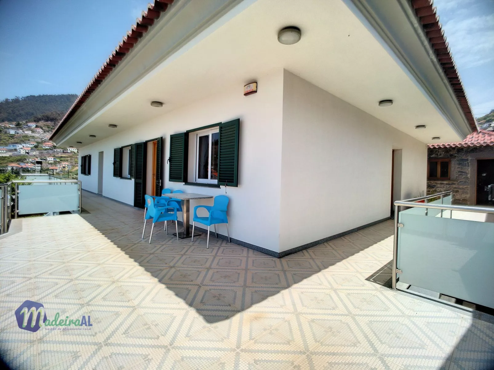 Yohannas Unterkunft - Buiten