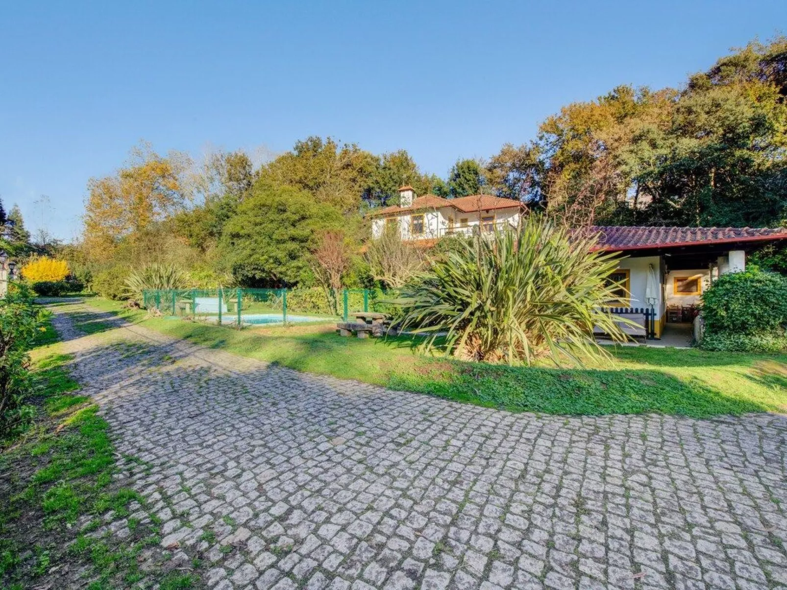 Maison du Moulin in Bauernhof-Buiten