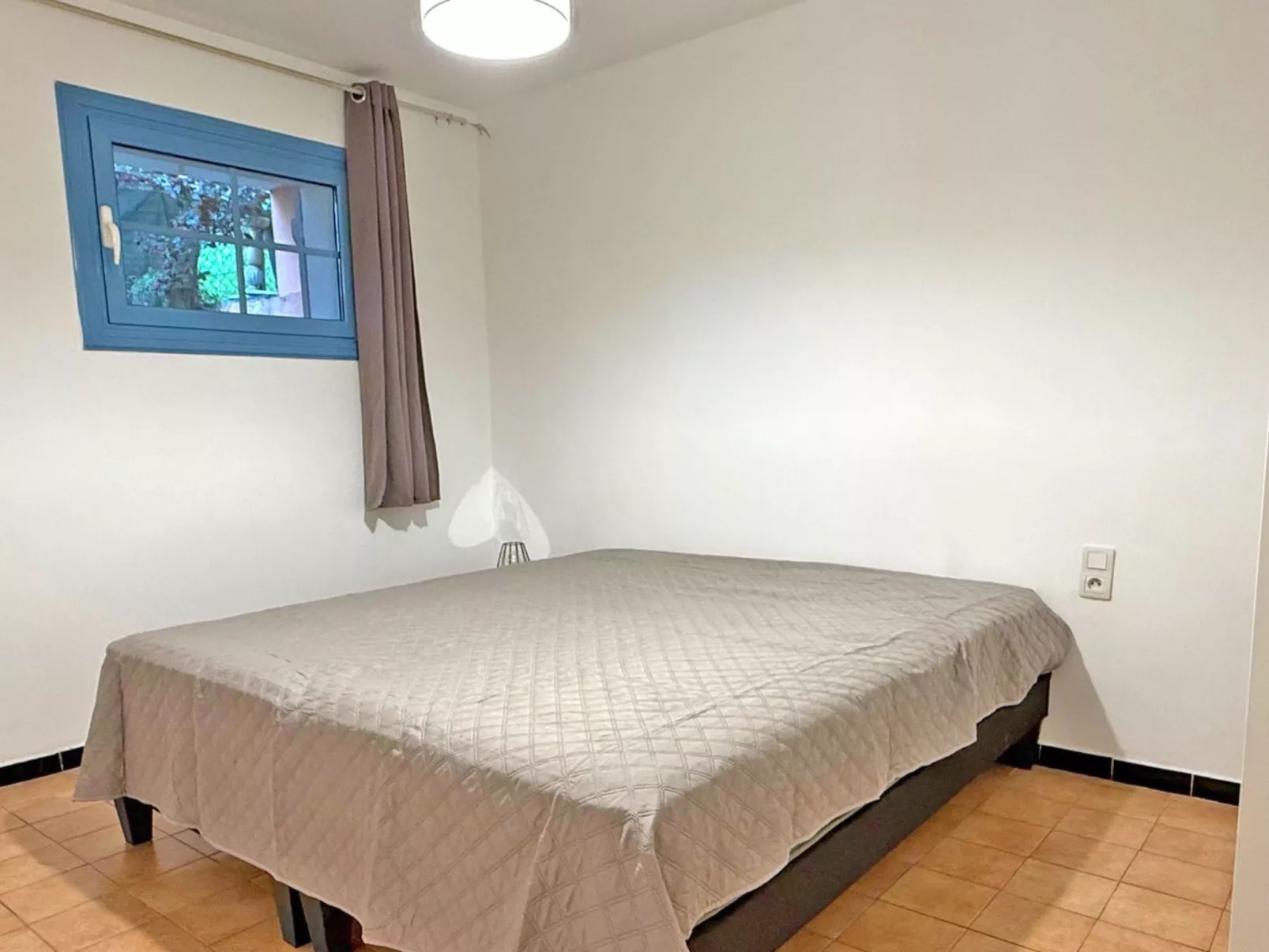 Appt T3 - Jardin - Piscine Privée - Ste Maxime - Binnen