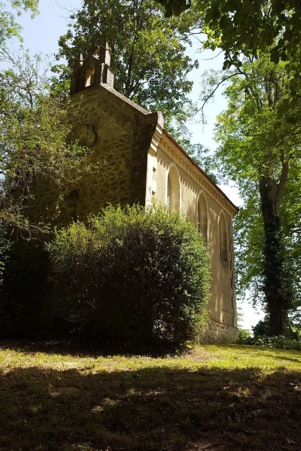 Der Pavillon - im Park des Schlosses Lescaut-Buiten