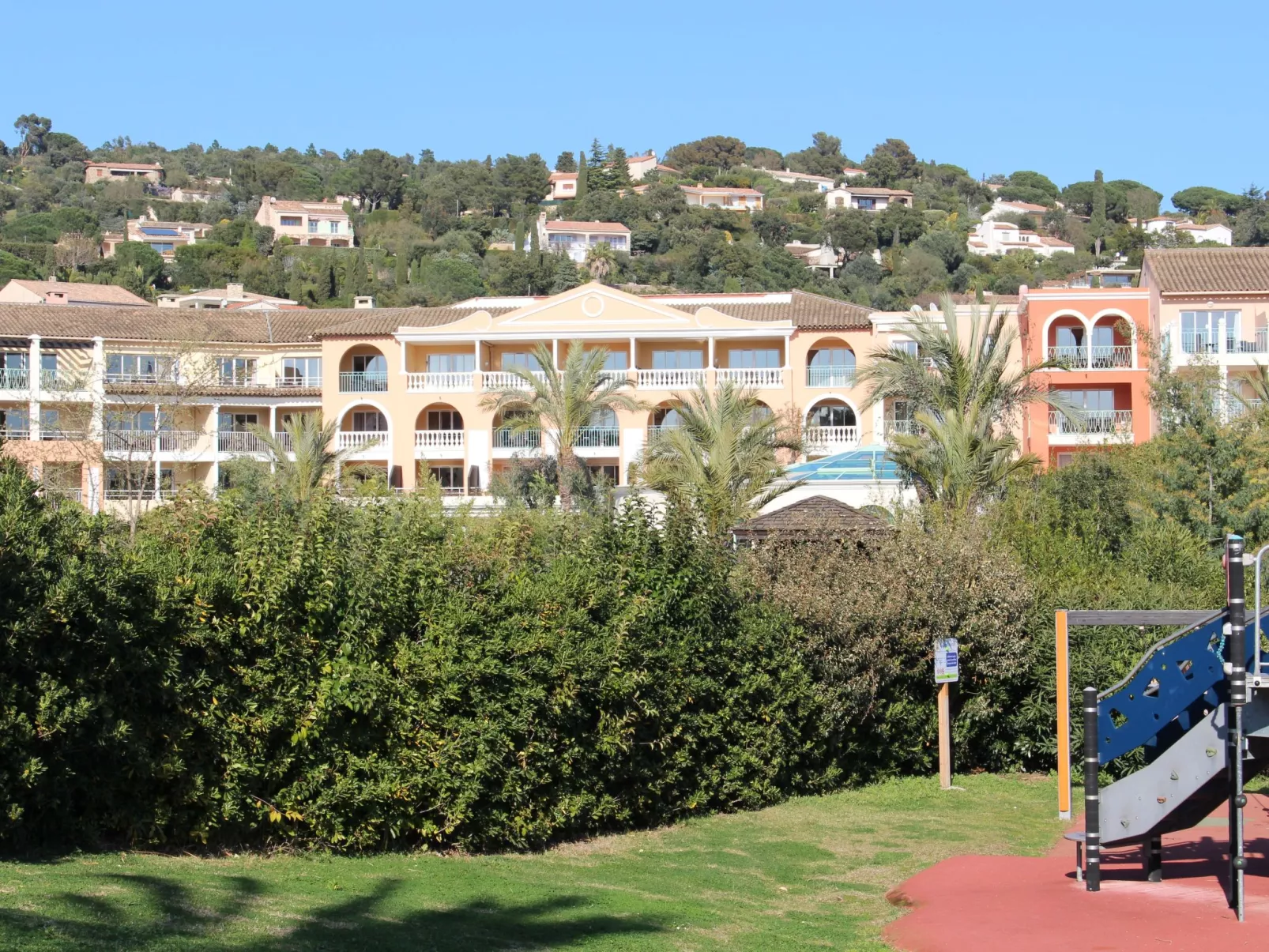 Französische Riviera - Les Issambres T2 für 4 Personen am Meer-Buiten