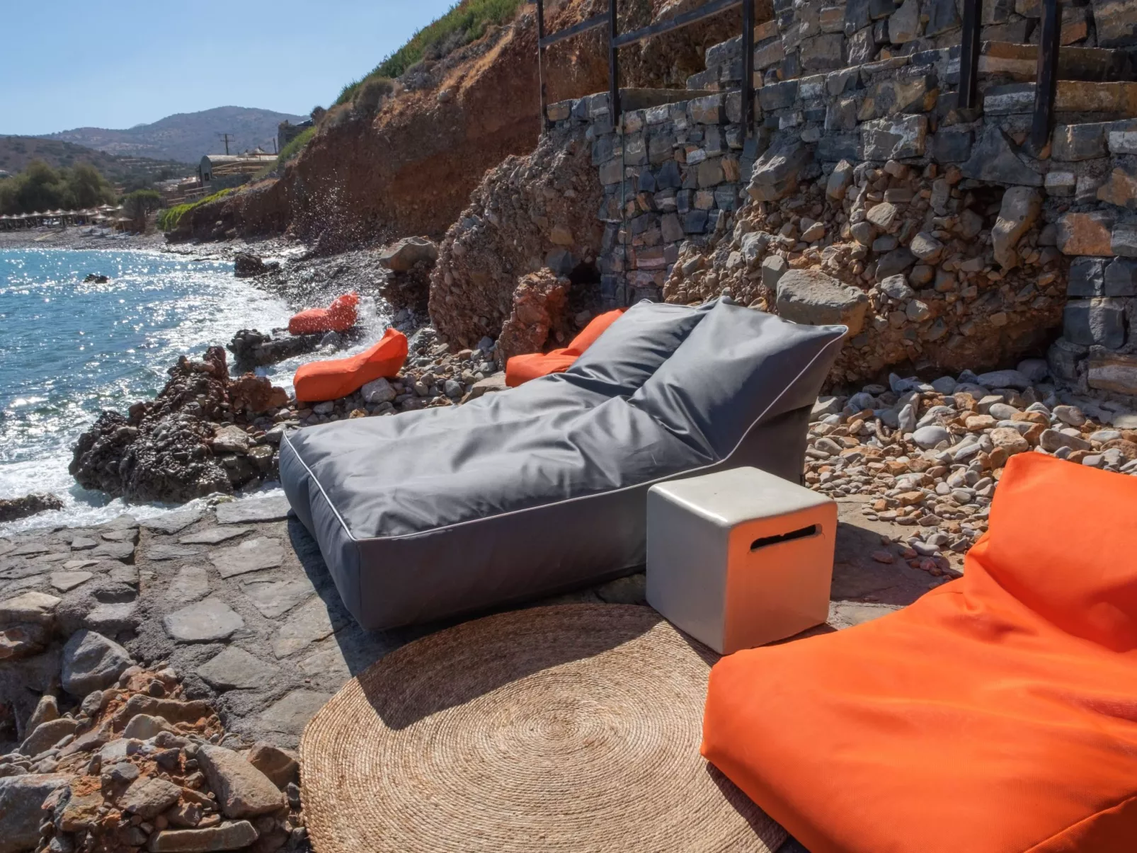 "Villa Dimitra" mit Infinity Pool-Binnen