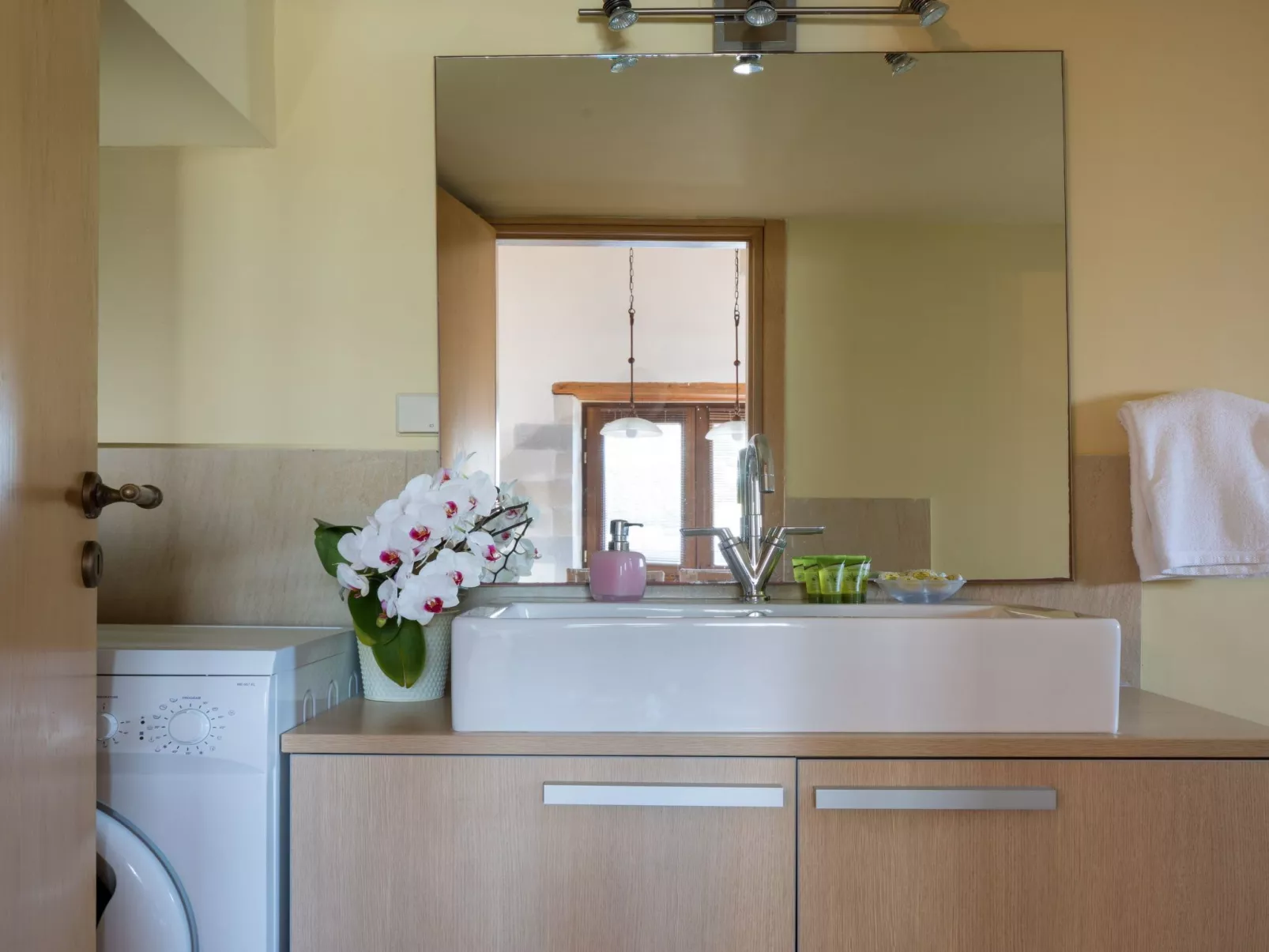 "Villa Aladanos" mit privatem Pool-Binnen