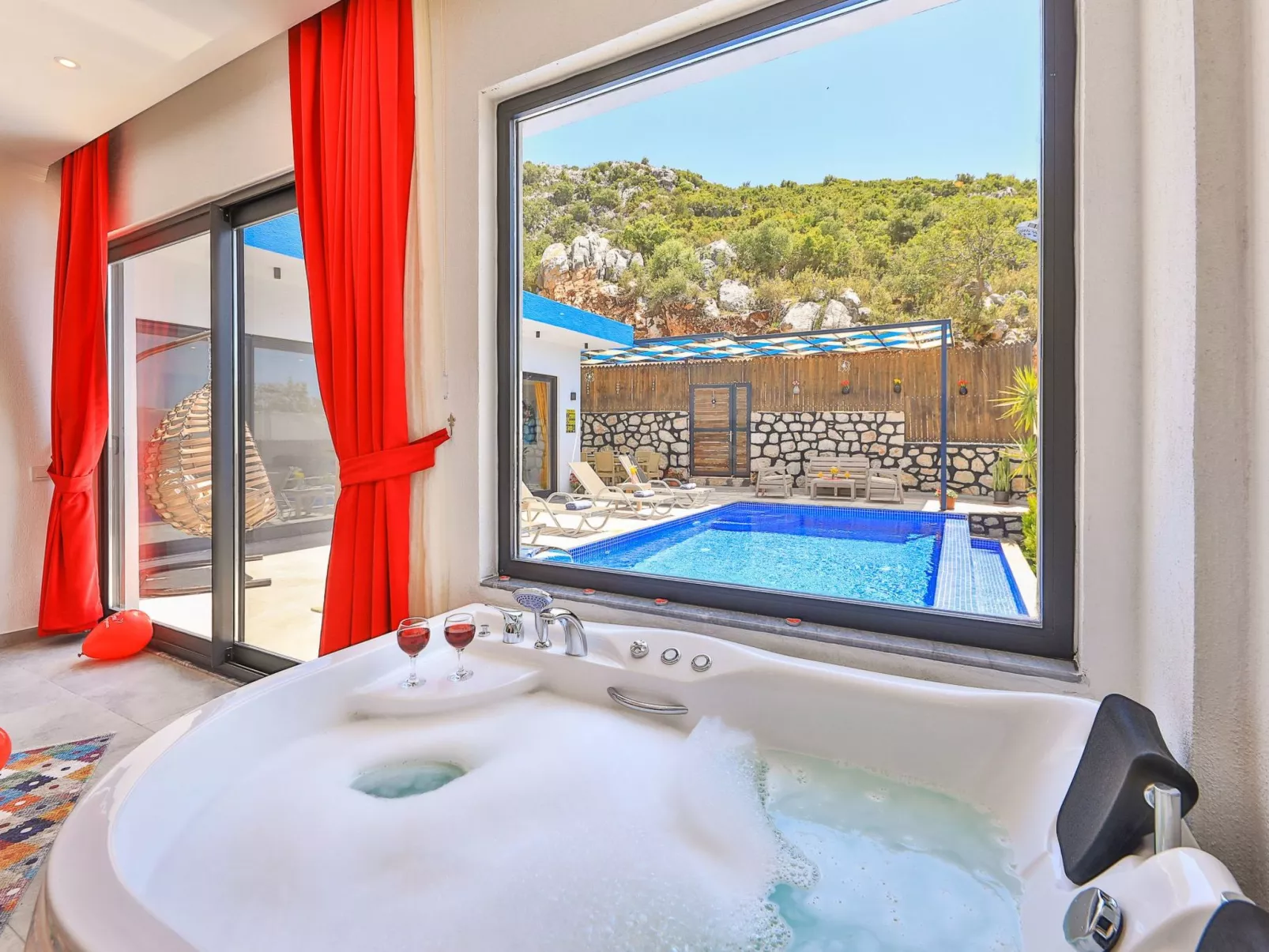 Villa inmitten der Natur-Image-tags.info