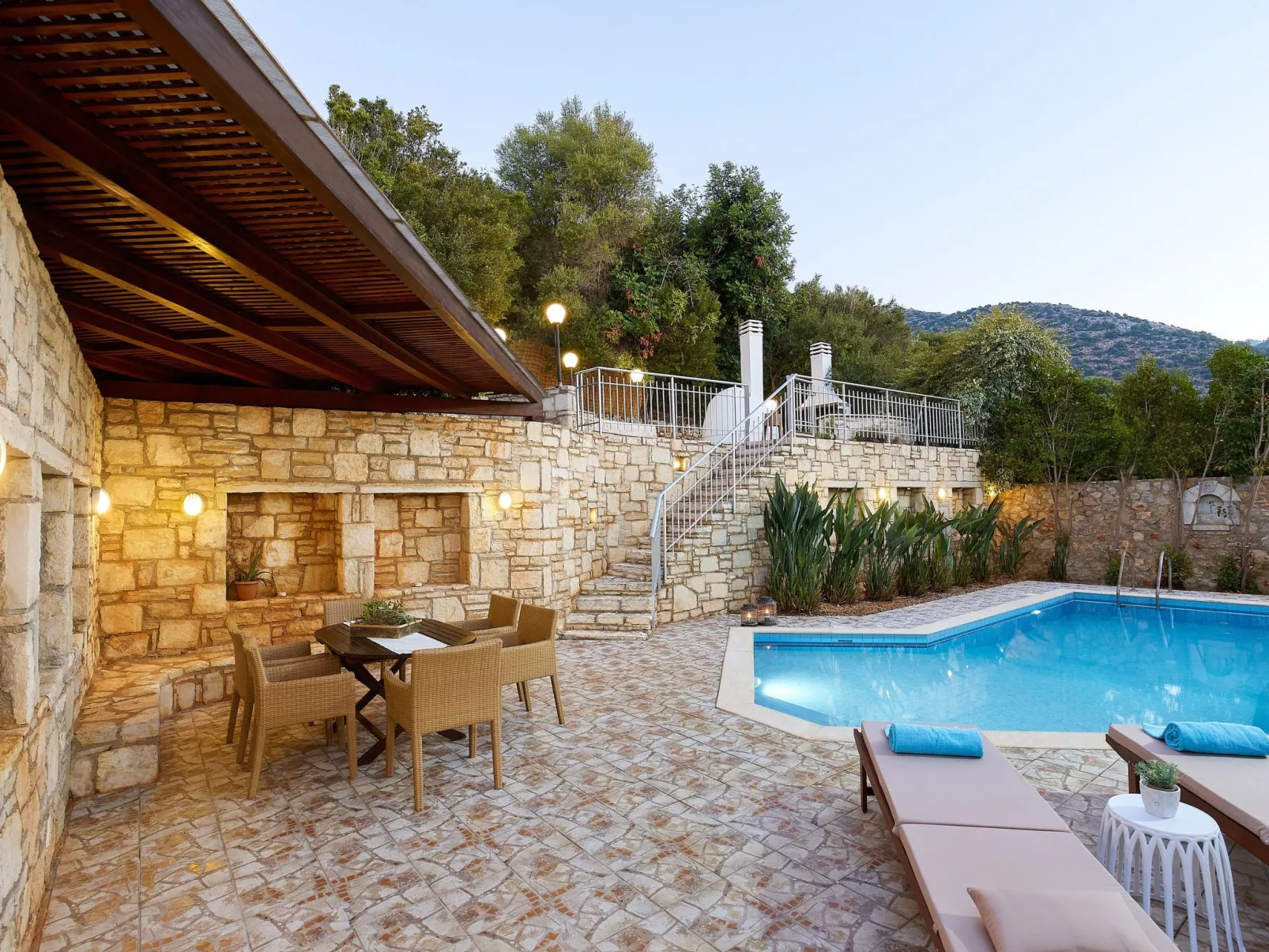 Dioni für 6 Personen und 1 Kind-Image-tags.info