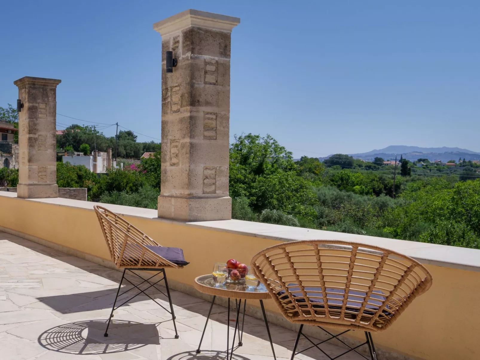 Neue Villa Myre 3, Privater Pool und 3 Wohnungen-Buiten