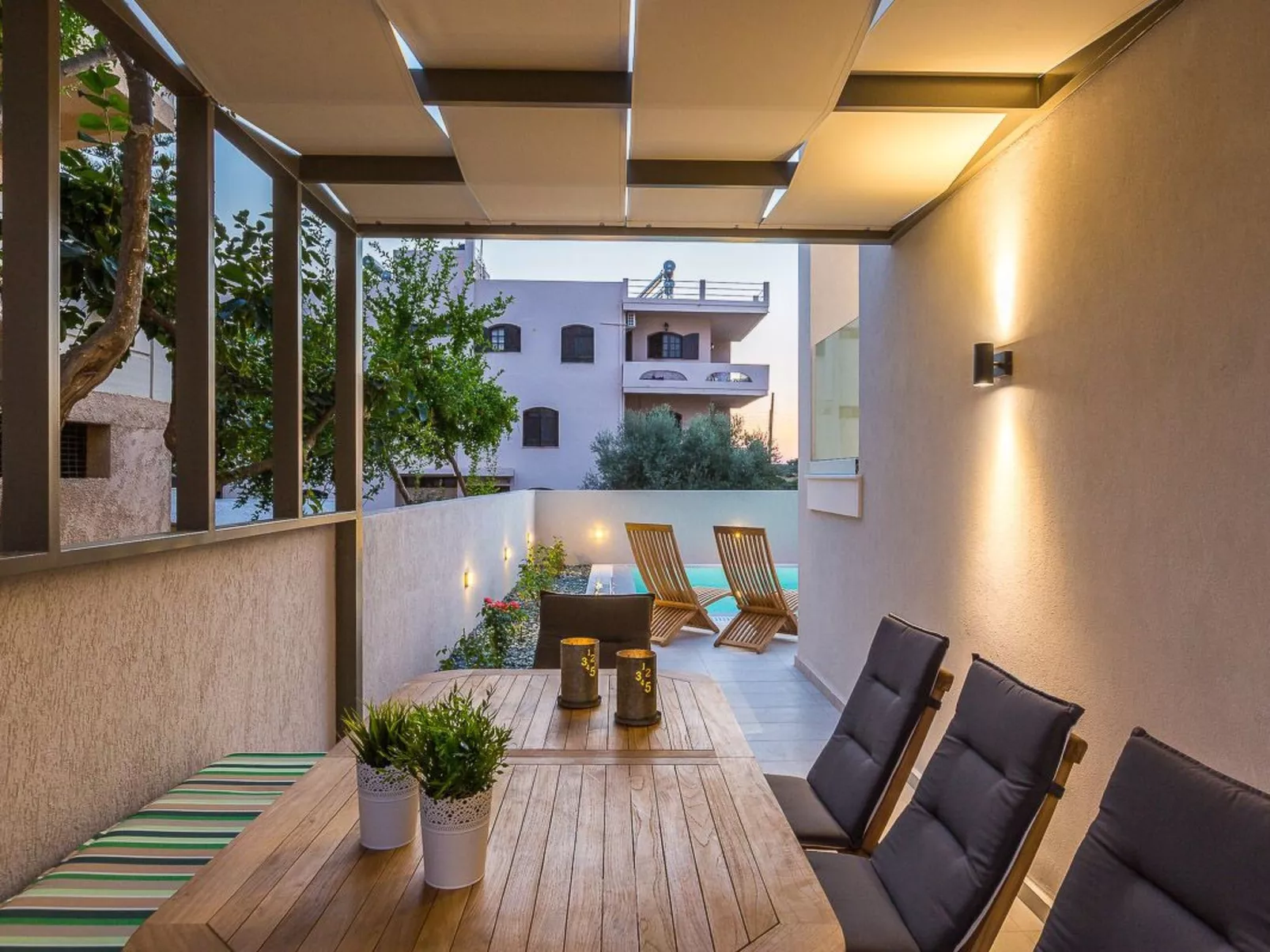 Villa Amelia I Kostenloser 8-Sitzer Mini-Van und Pool-Buiten