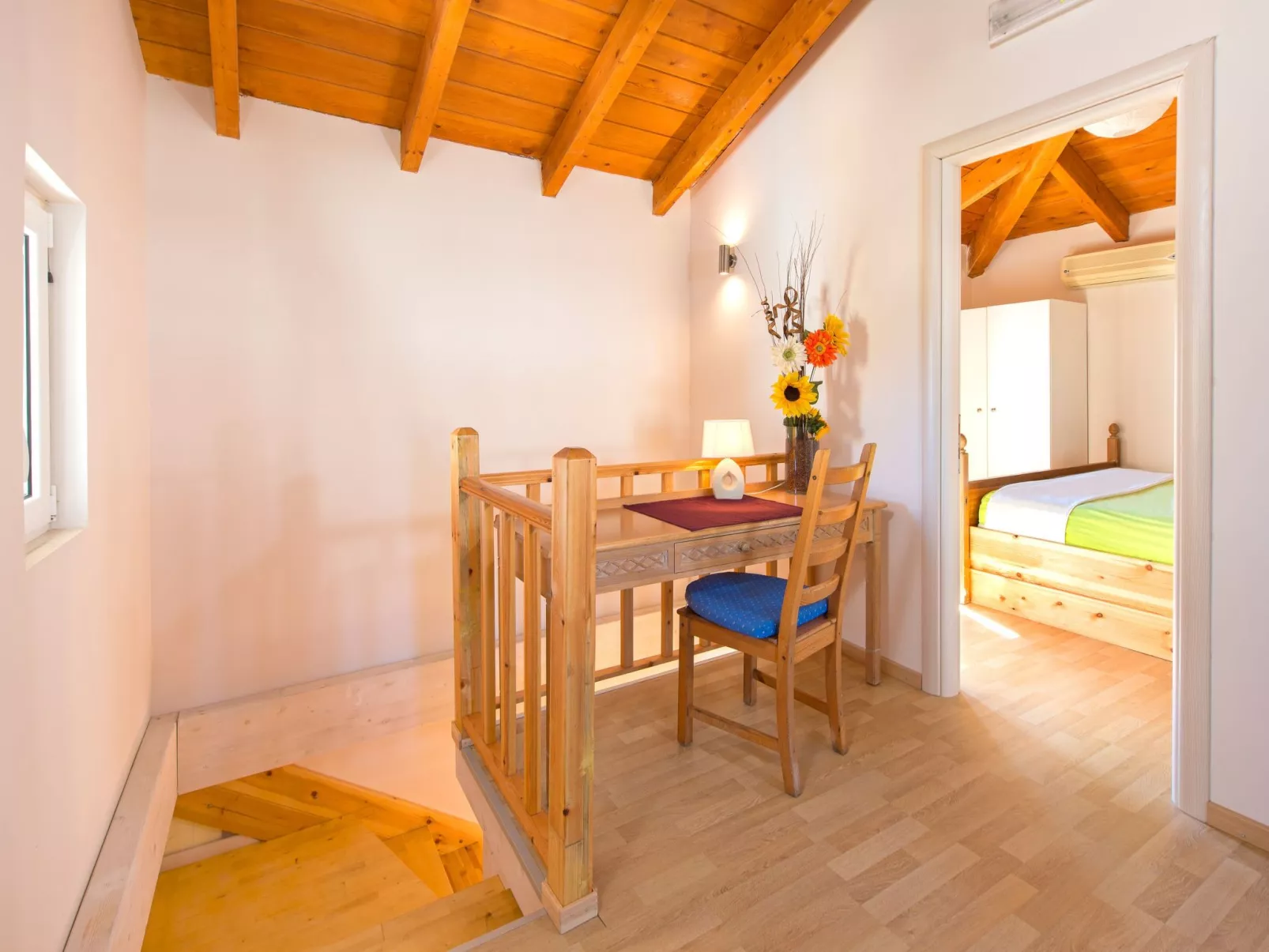 In Kolympia mit privatem Garten - Binnen