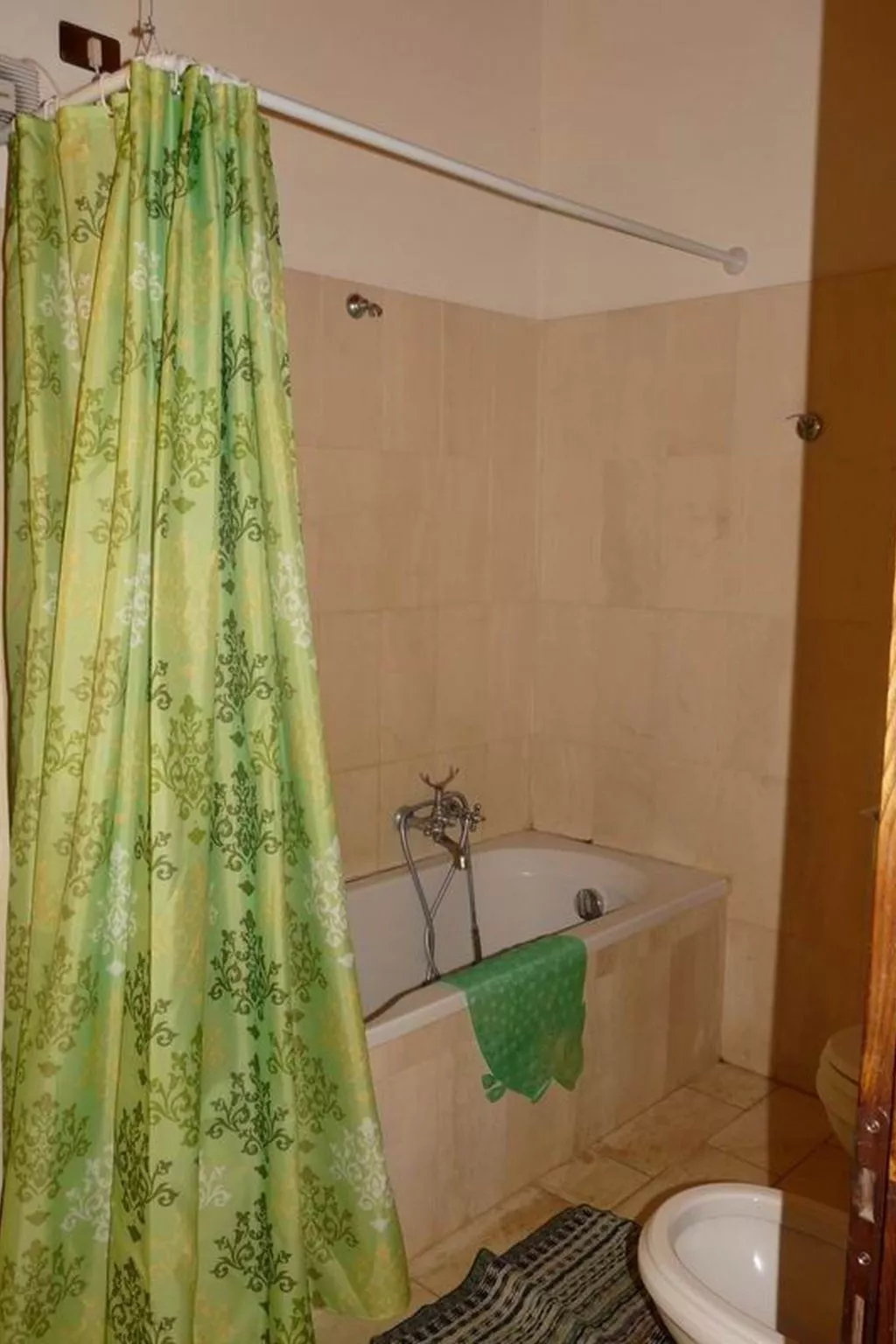 "Gelsomino casteltt"-Binnen