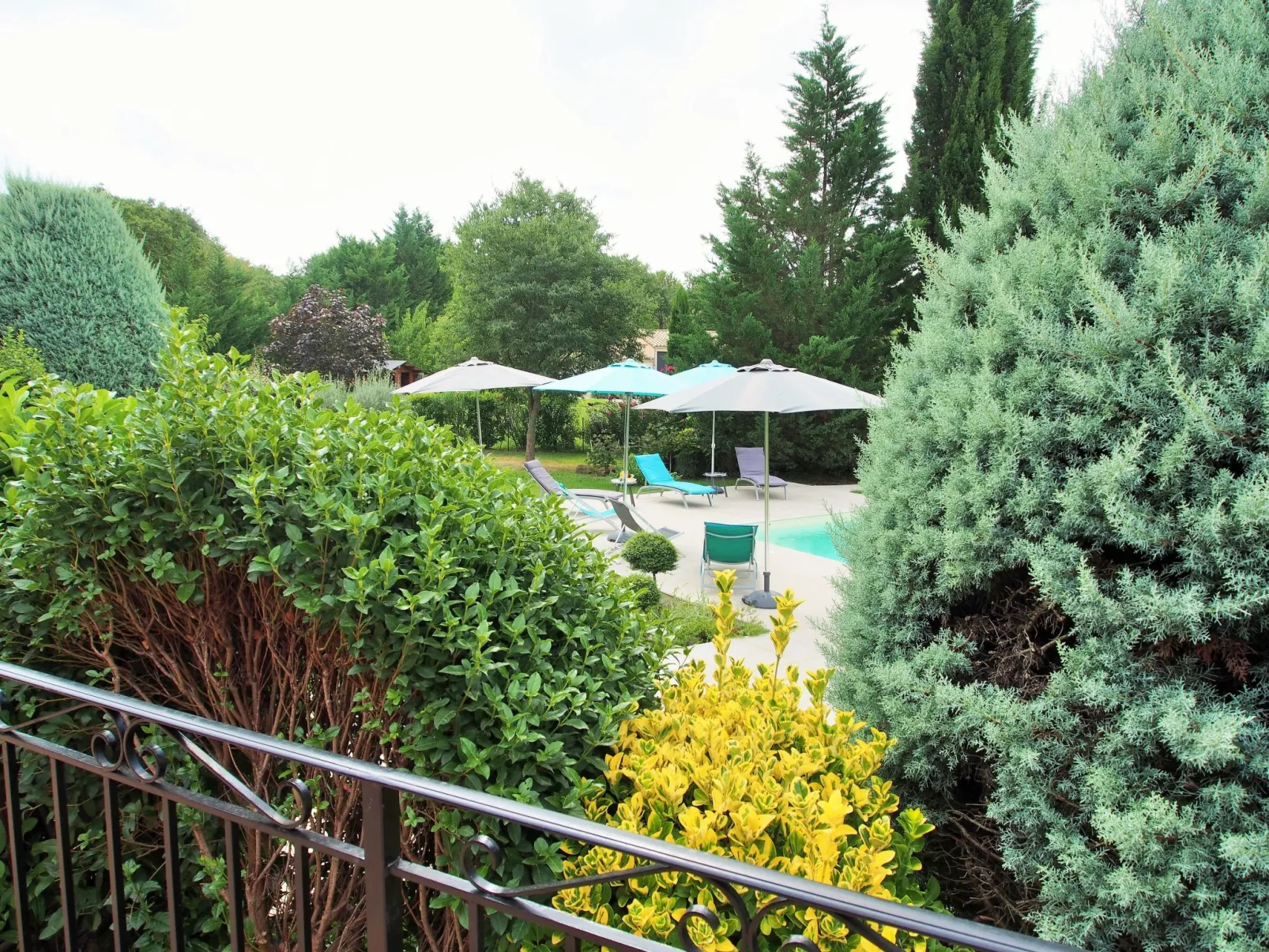 Urlaub im Süden zwischen Meer und Bergen-Buiten