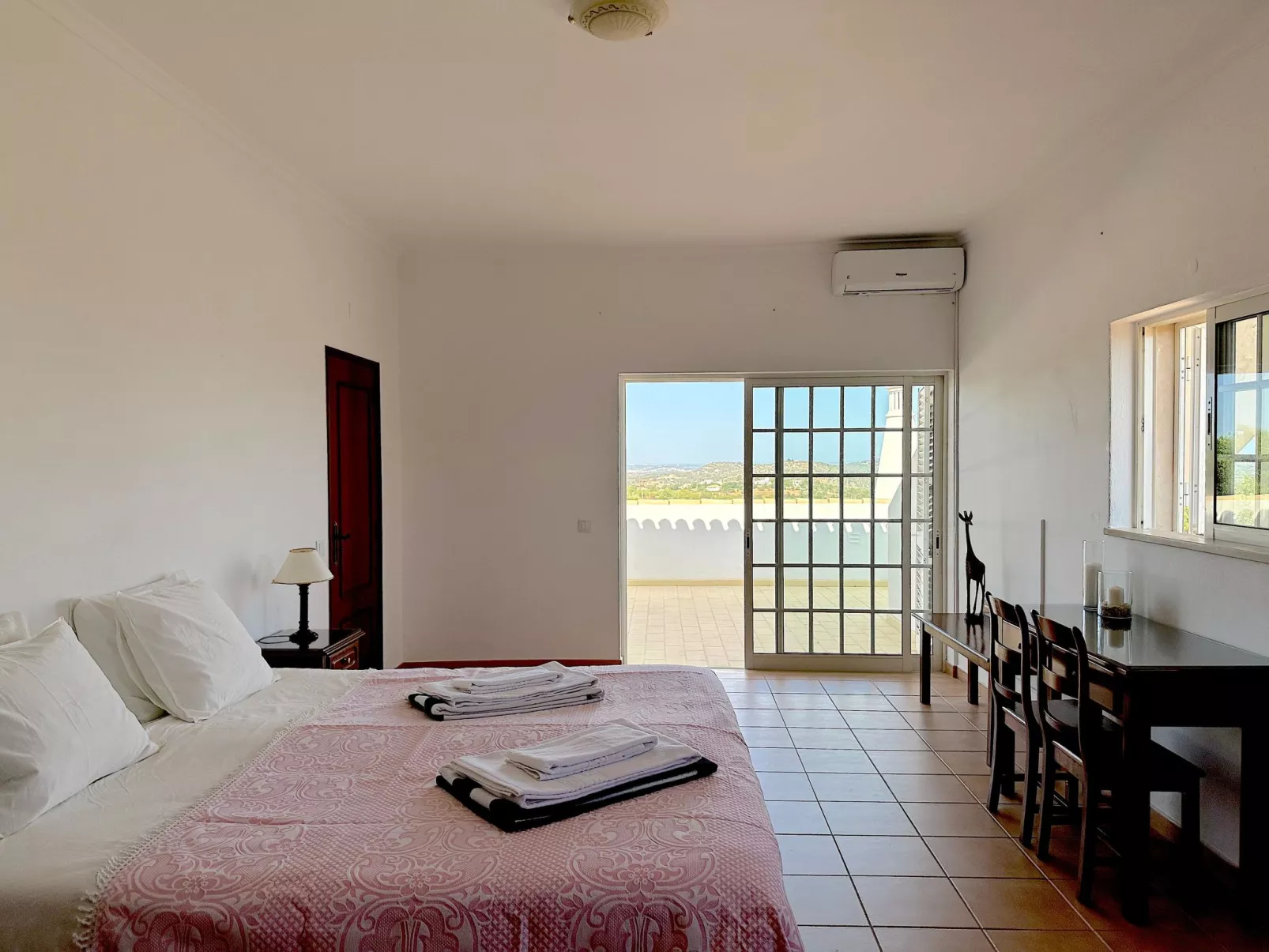 Anwesen mit eigenem Pool-Binnen