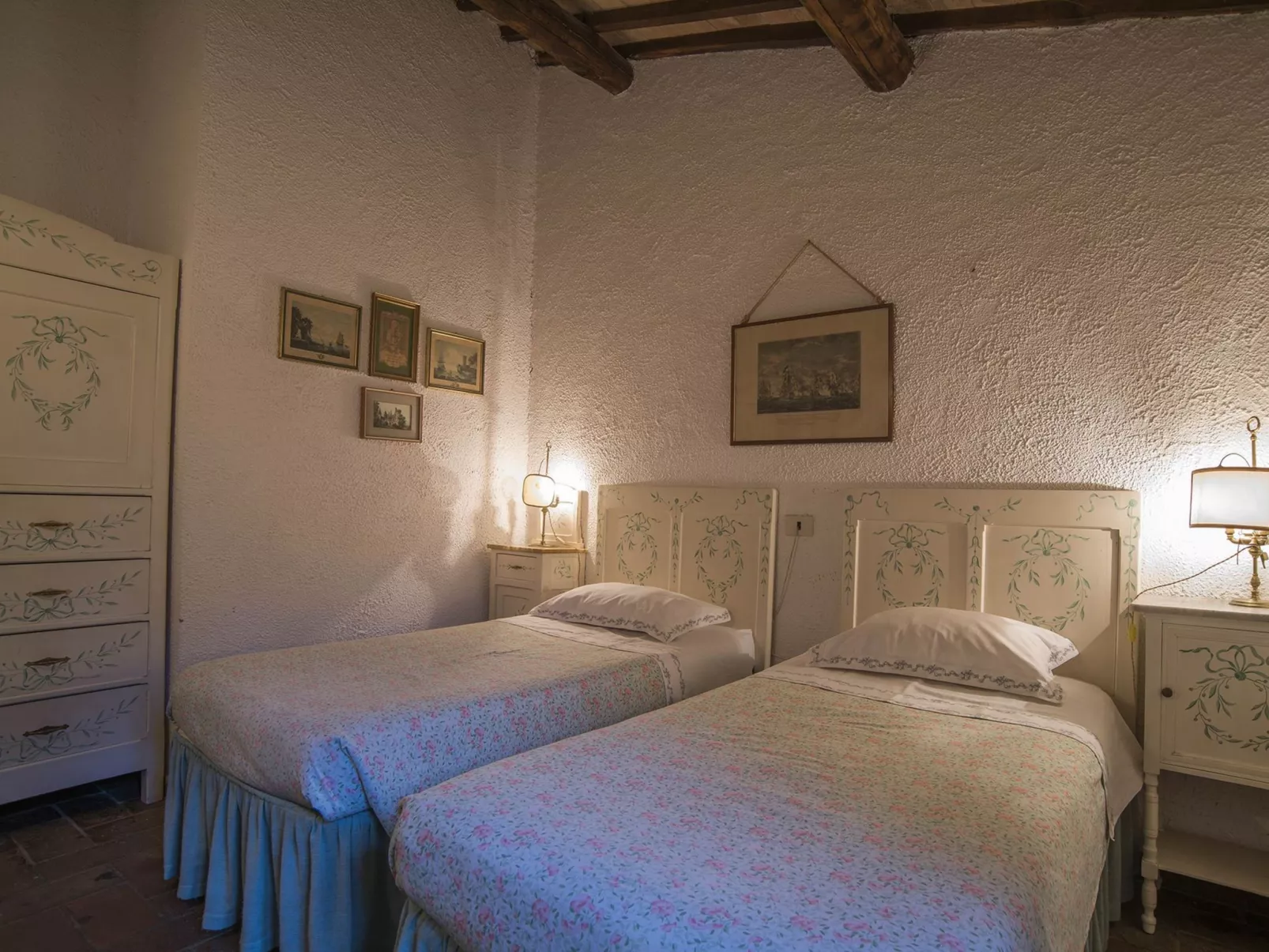 Altertümliche Pracht, Unterkunft mit Schwimmbad in einem Schloss-Binnen