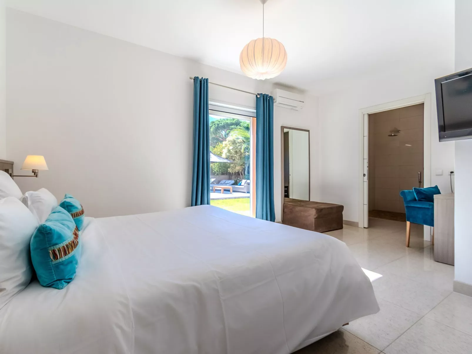 "Villa Suite Luxe"-Image-tags.info