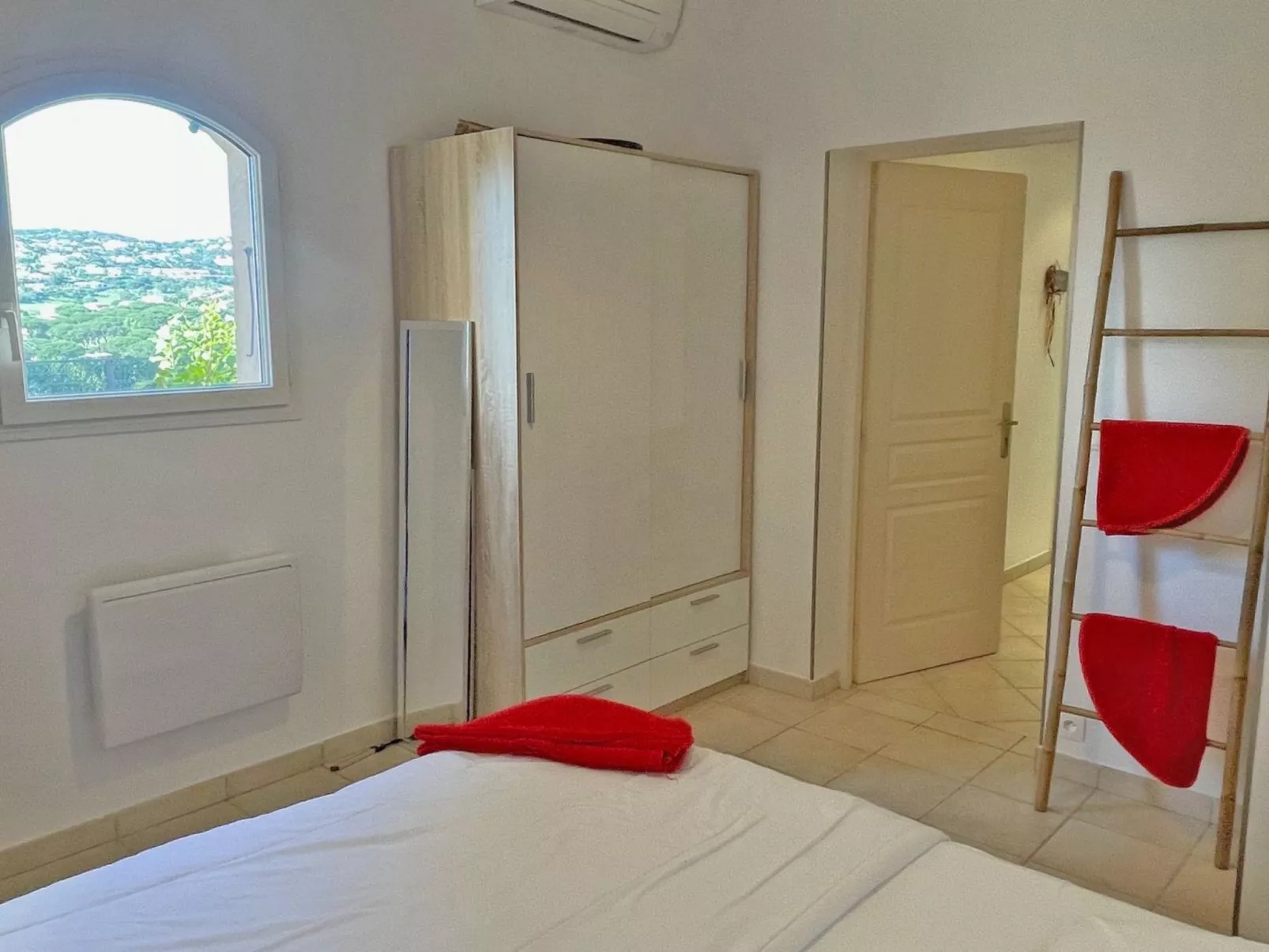 Villa Clair de Lune - Privates Schwimmbad - Jacuzzi-Binnen