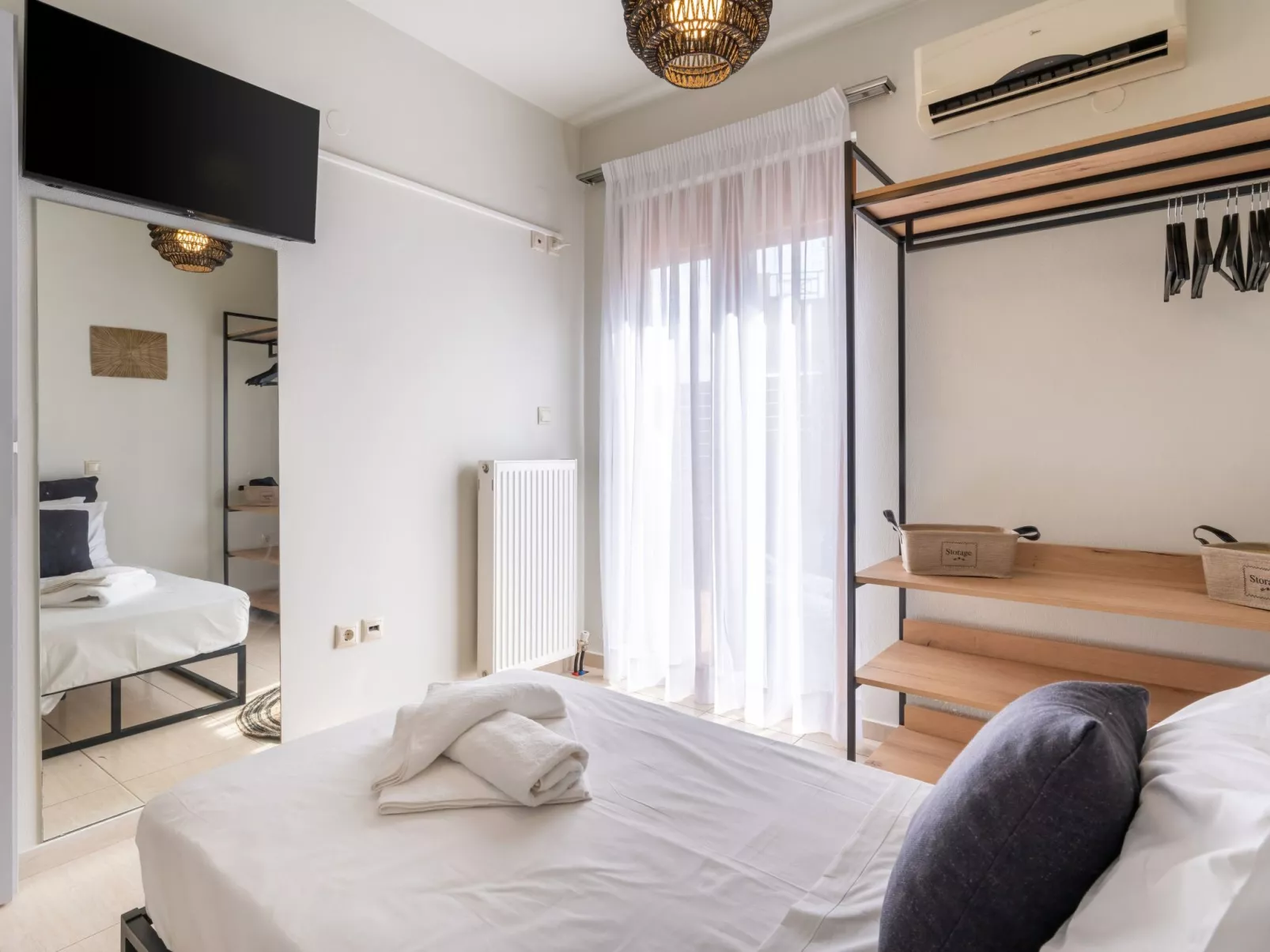 3-Schlafzimmer-Villa mit privatem Pool und Ladegerät für Elektroautos-Binnen