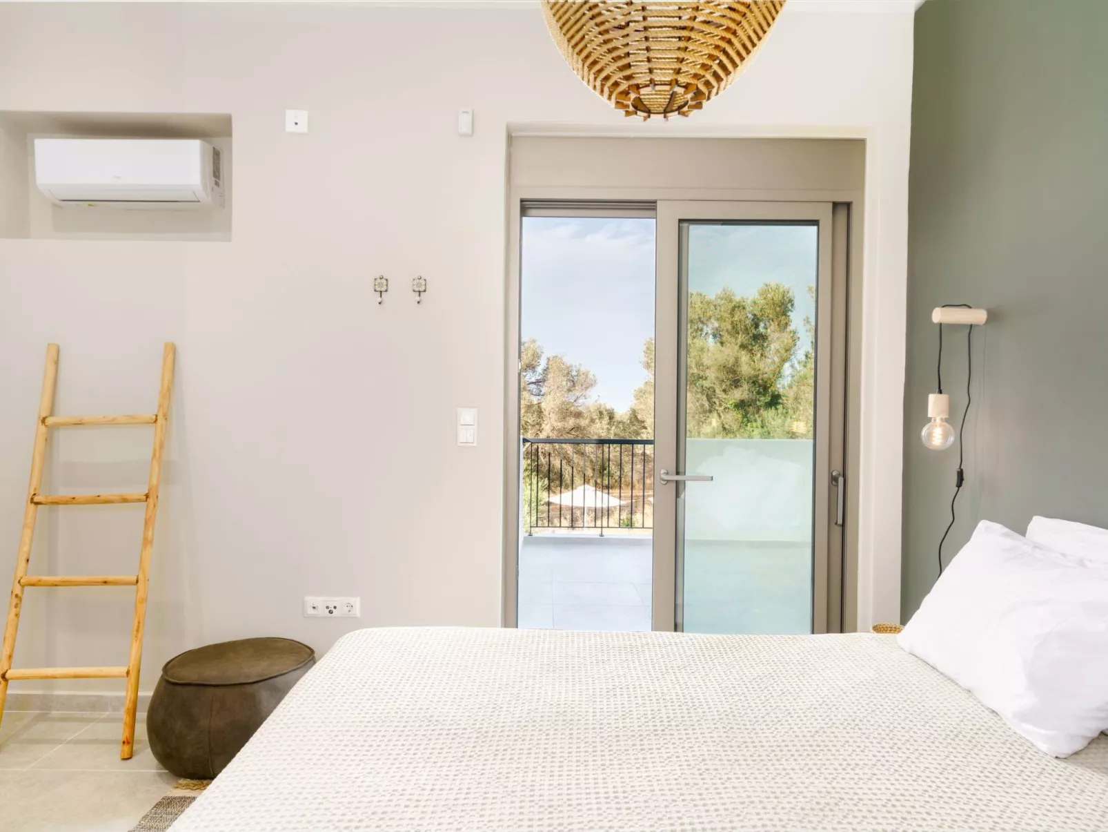 Neue moderne Villa Tessera mit privatem Pool und Grillplatz-Binnen